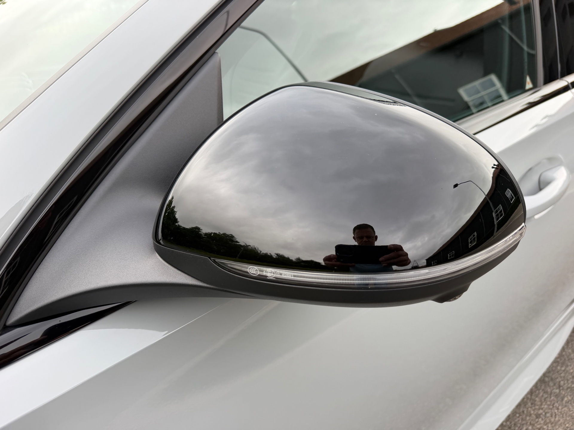 Foto van Mercedes-Benz C 300 E