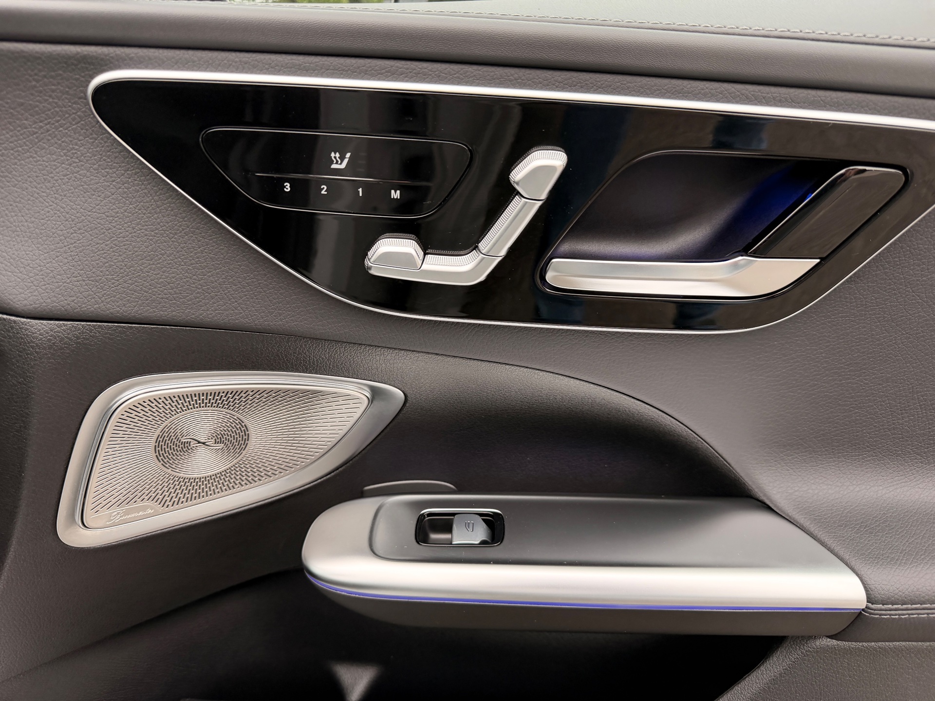 Foto van Mercedes-Benz C 300 E