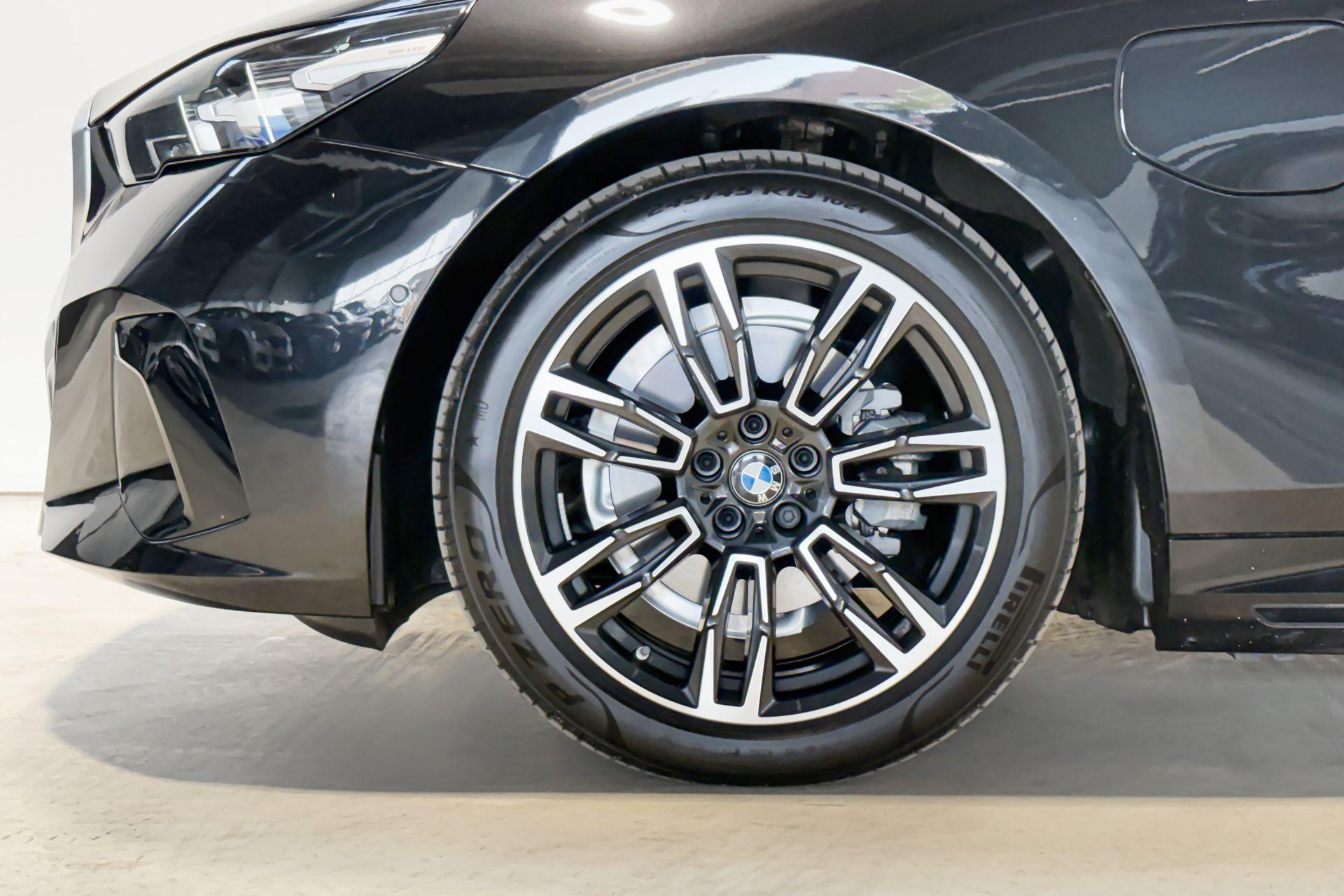 Foto van BMW 530e
