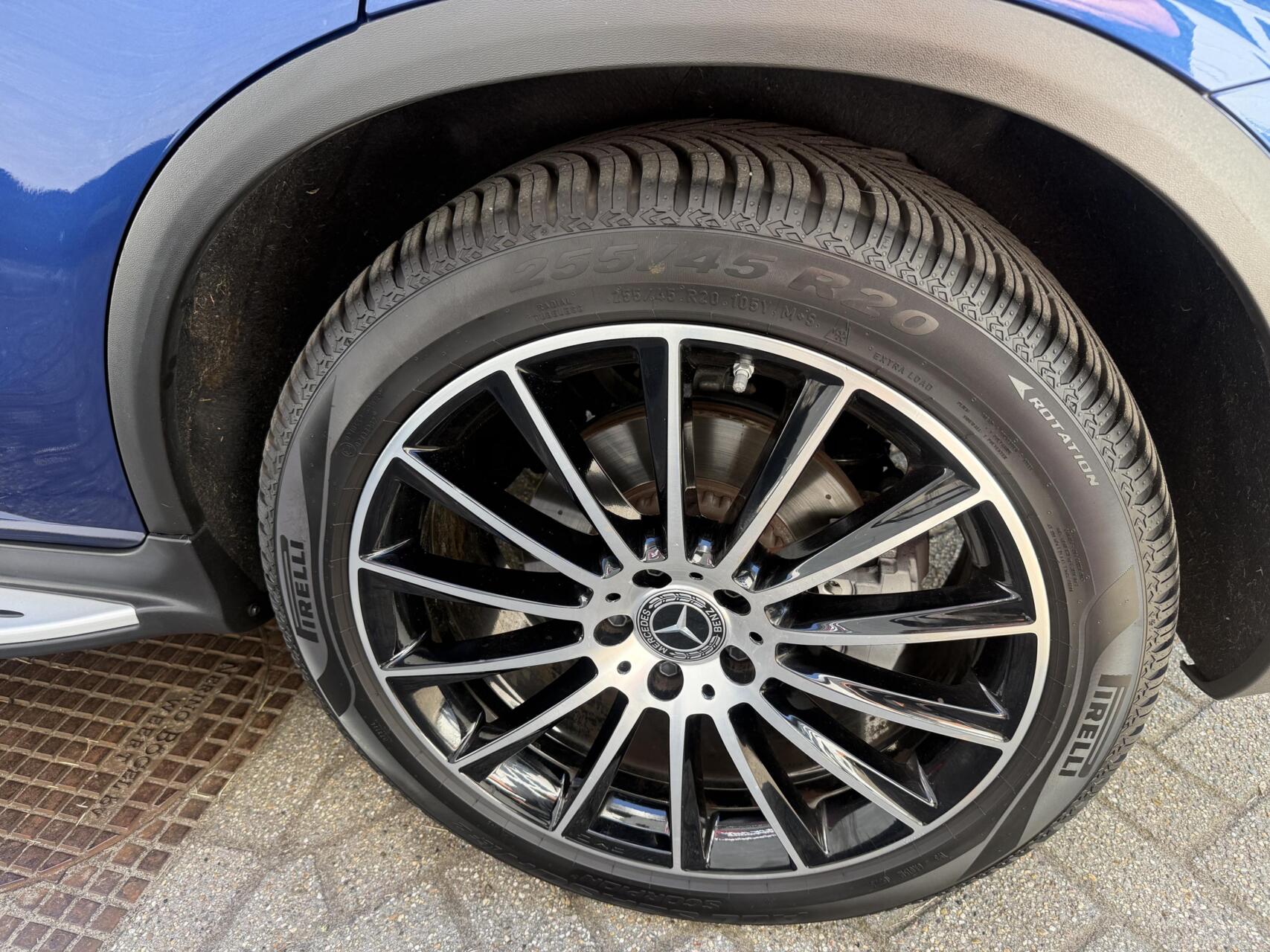 Foto van Mercedes-Benz GLC 300 E 4Matic
