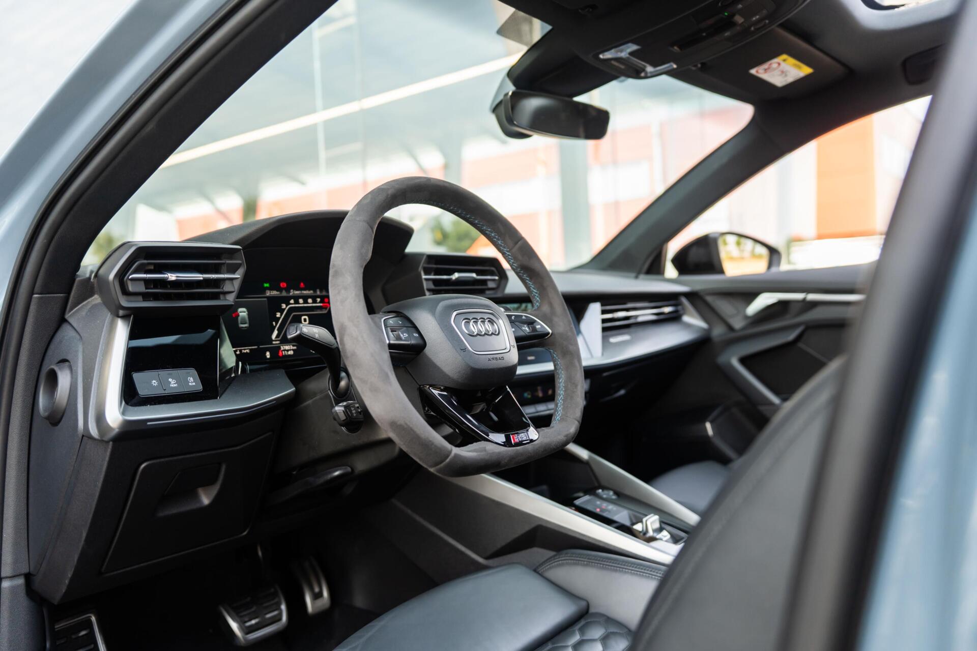 Foto van Audi RS 3 Limousine