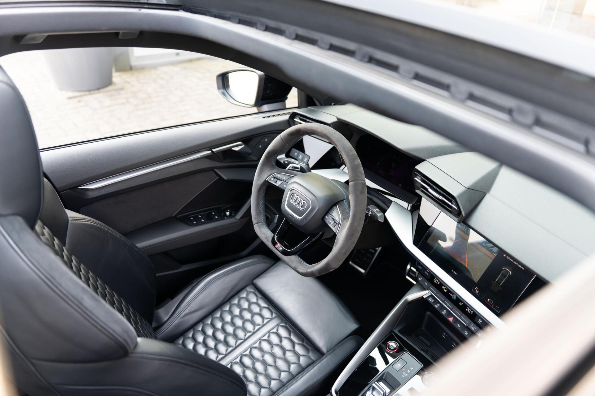 Foto van Audi RS 3 Limousine