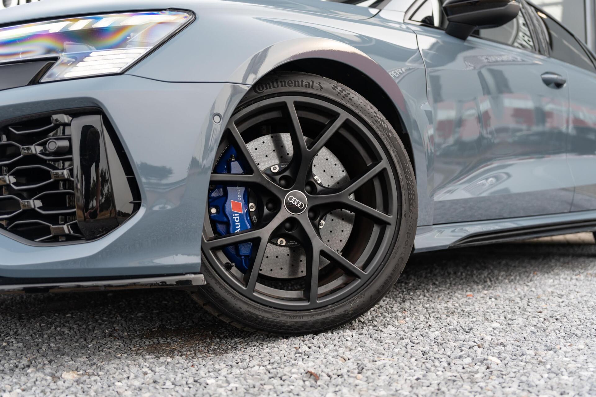 Foto van Audi RS 3 Limousine