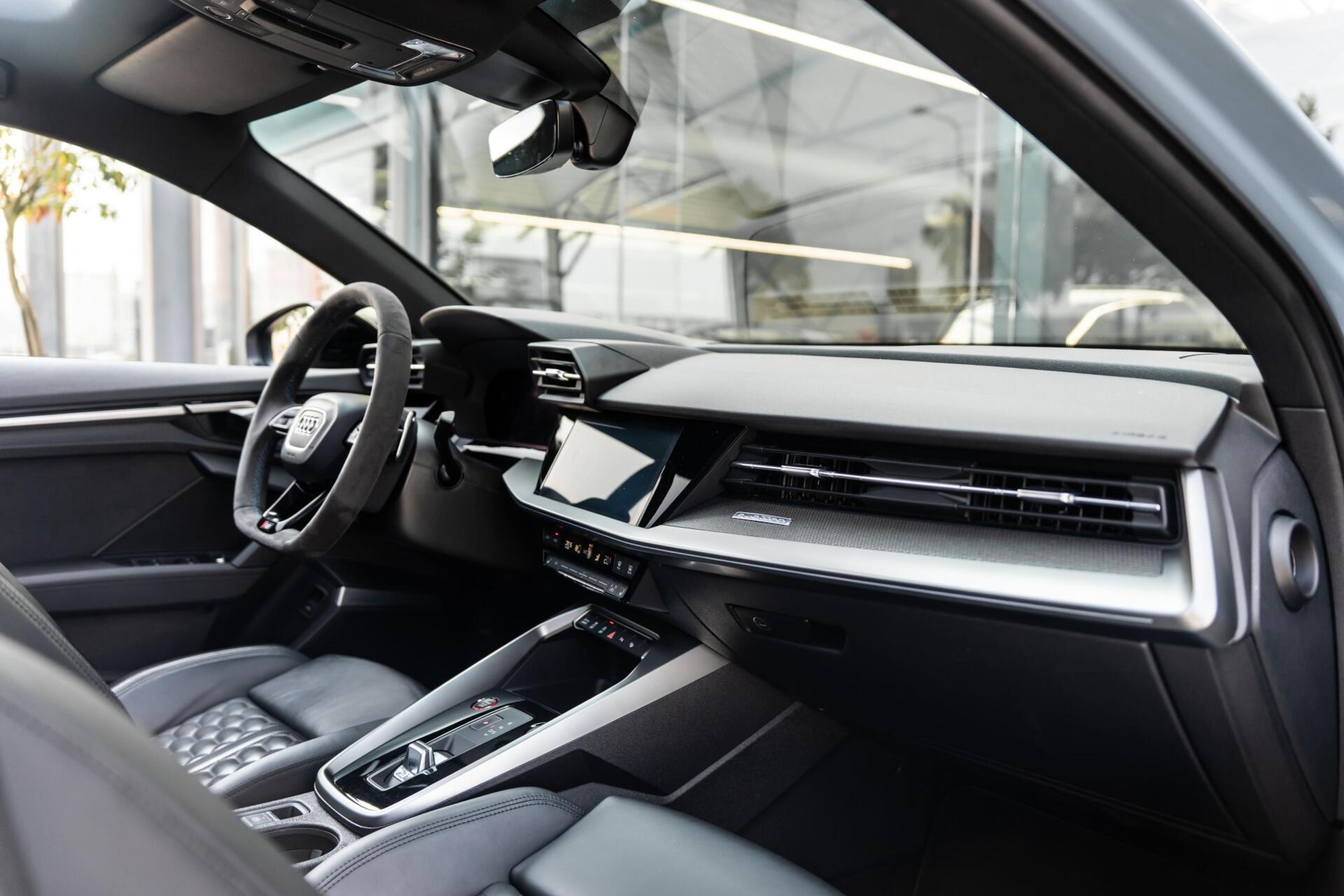 Foto van Audi RS 3 Limousine