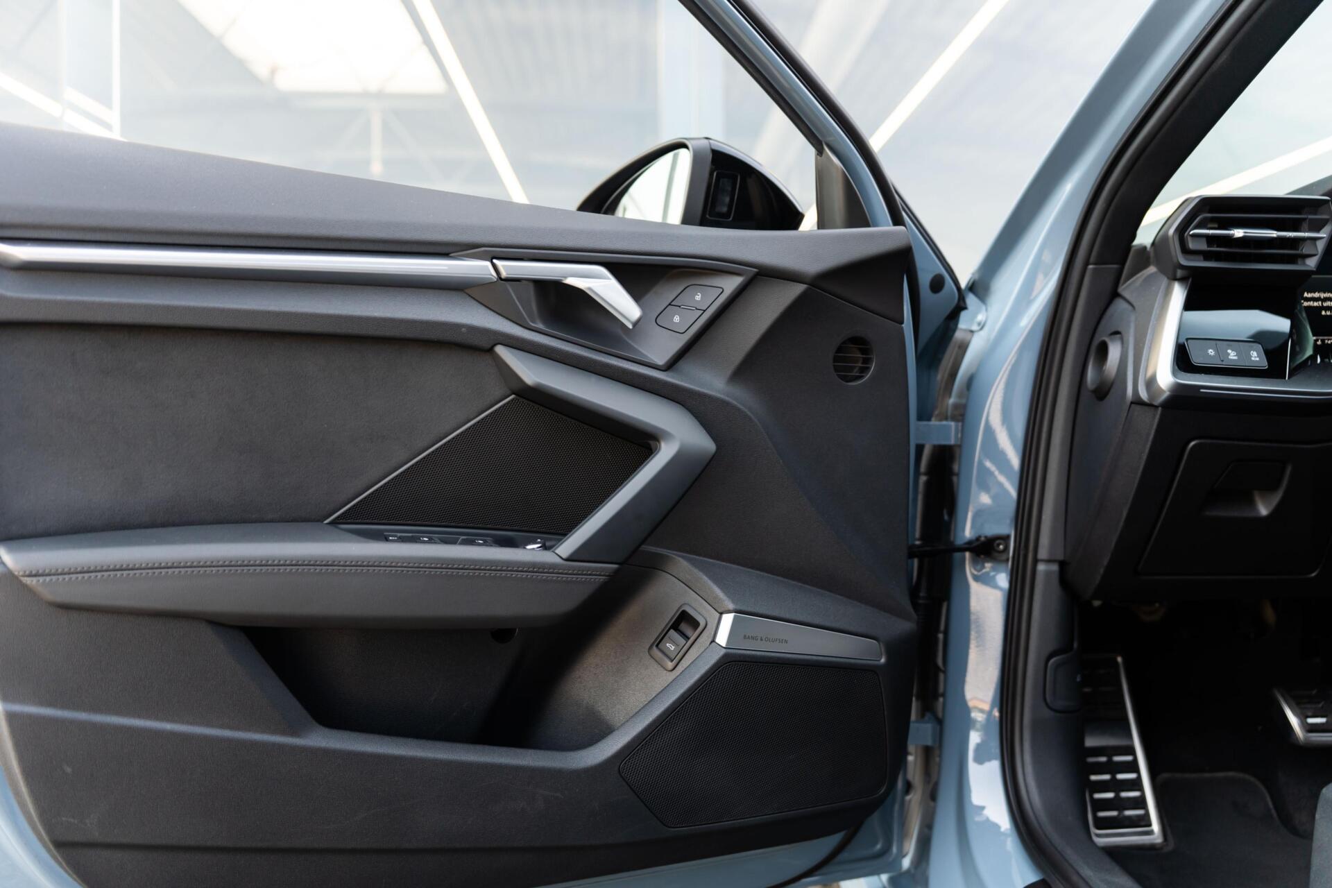 Foto van Audi RS 3 Limousine