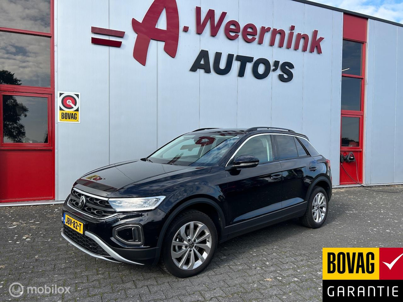 Volkswagen T-roc 1.5 TSI Life Business Camera Trekhaak 2023 - voorkant