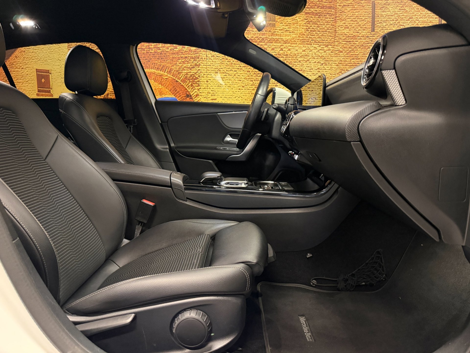 Foto van Mercedes-Benz A 220
