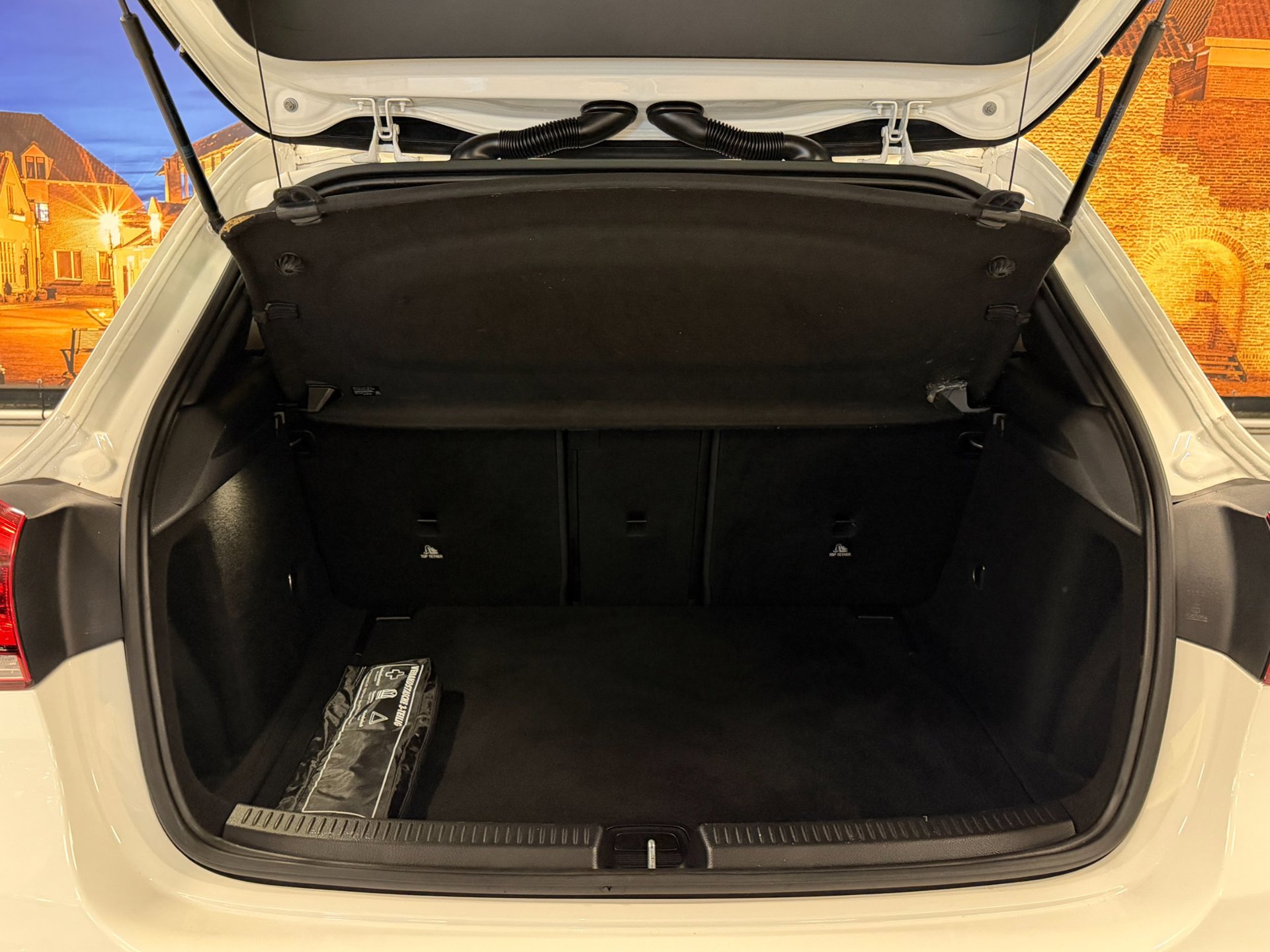 Foto van Mercedes-Benz A 220