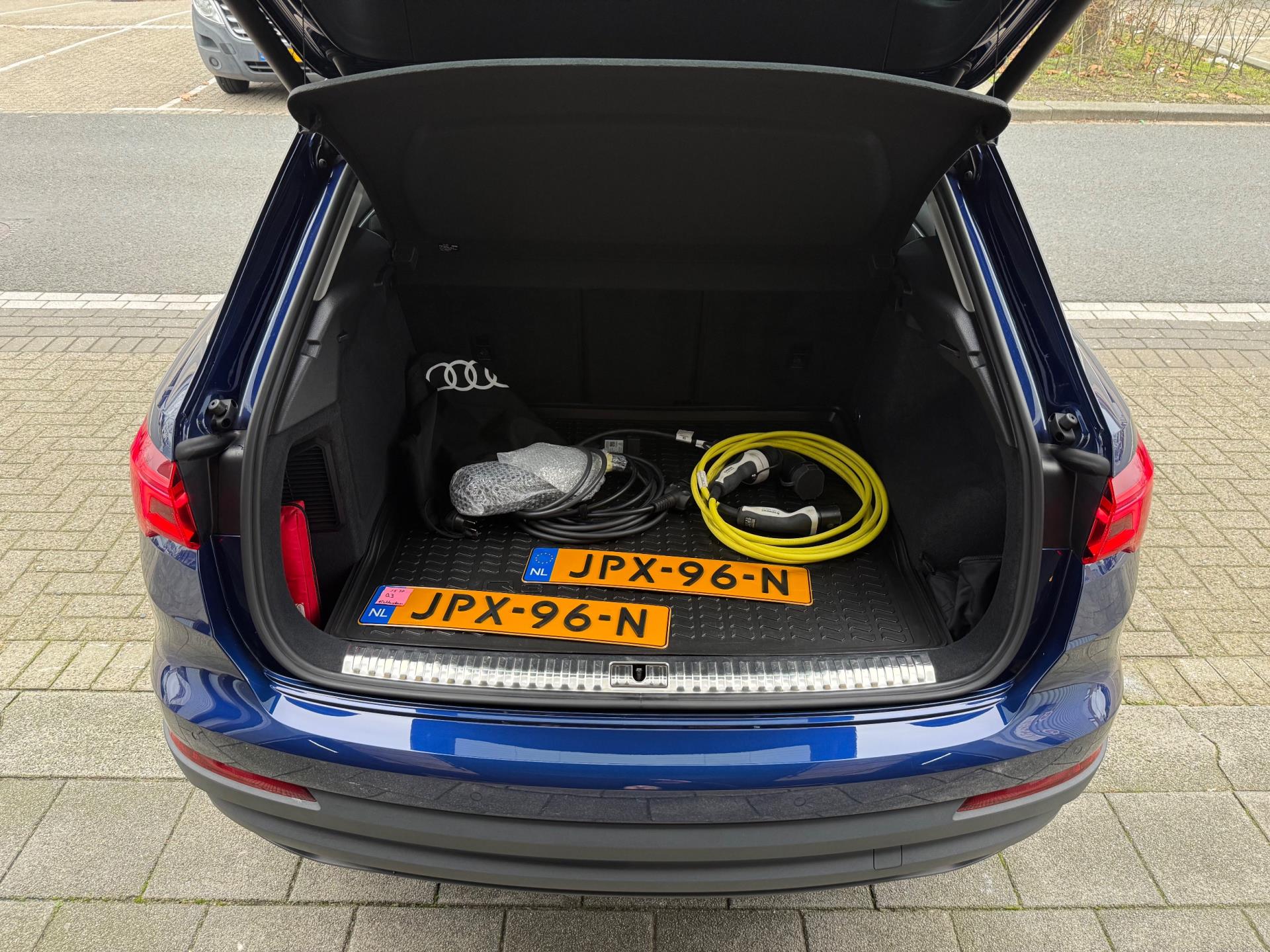 Foto van Audi Q3 E-tron