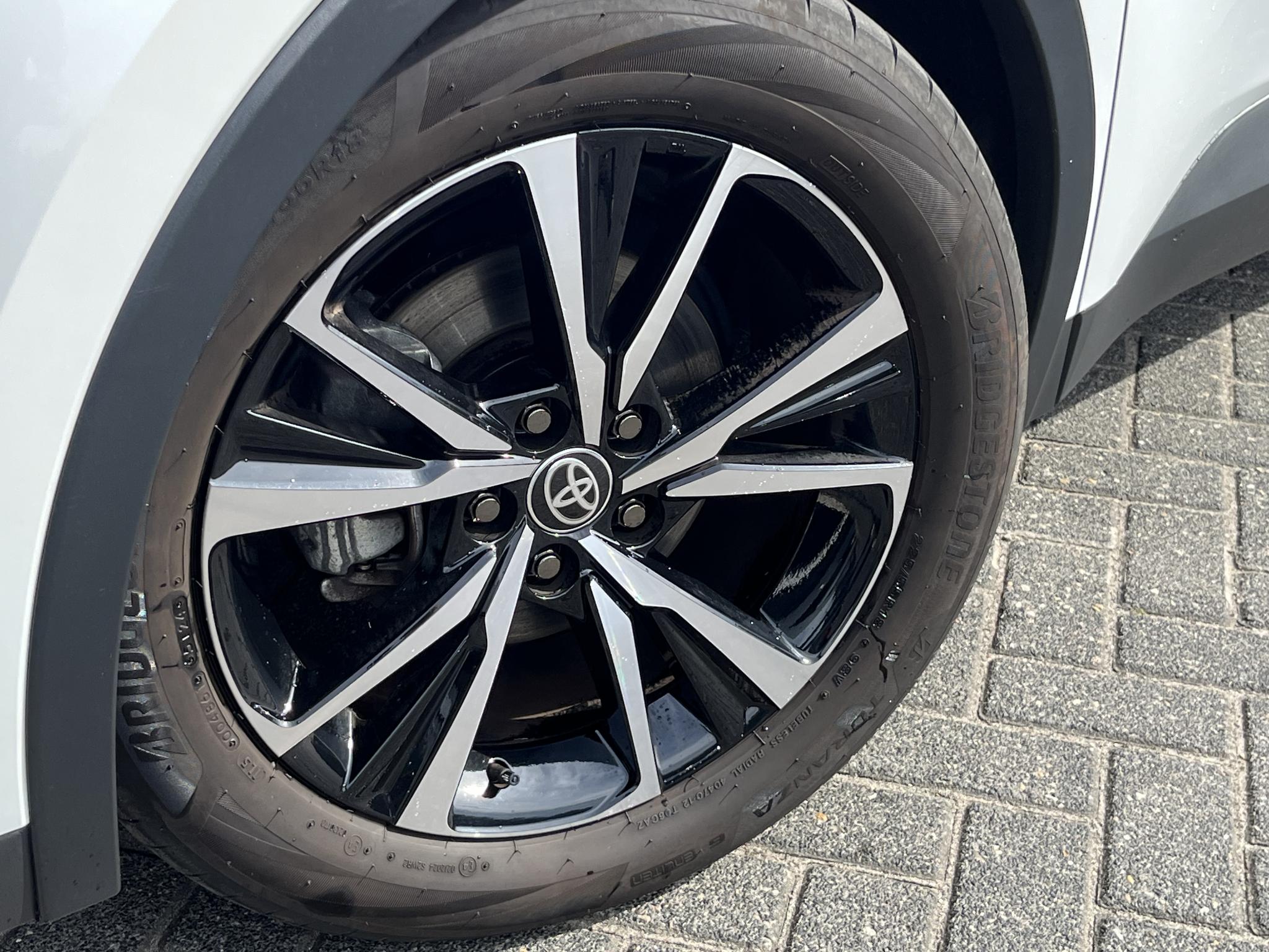 Foto van Toyota Toyota C-hr