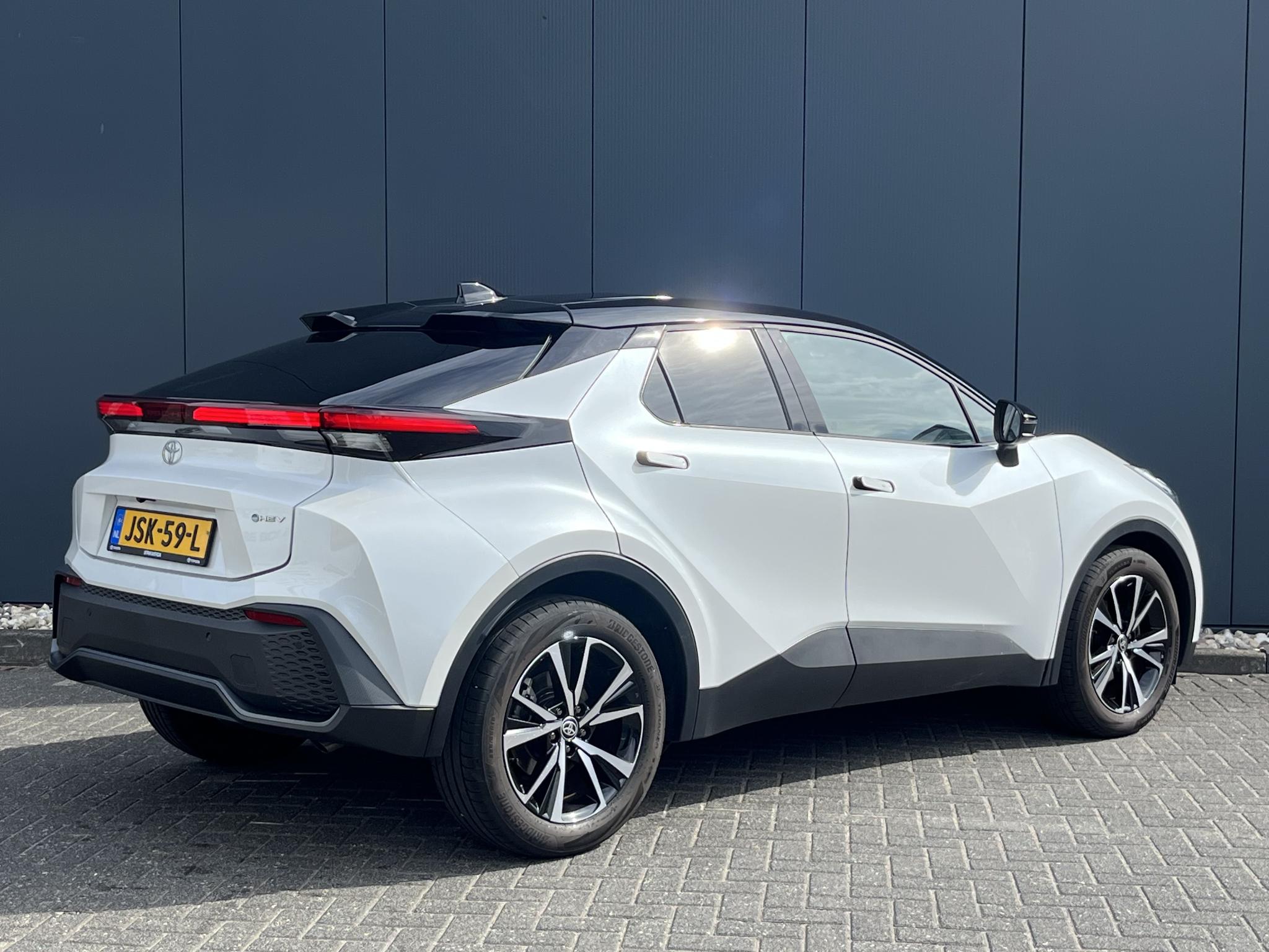 Foto van Toyota Toyota C-hr