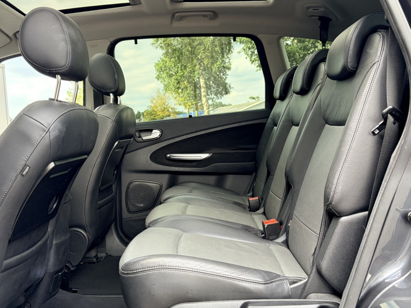 Foto van Ford S-max