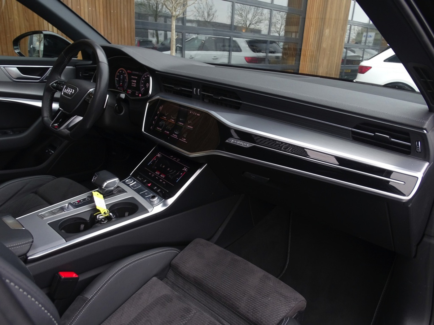 Foto van Audi A6 55 TFSI E