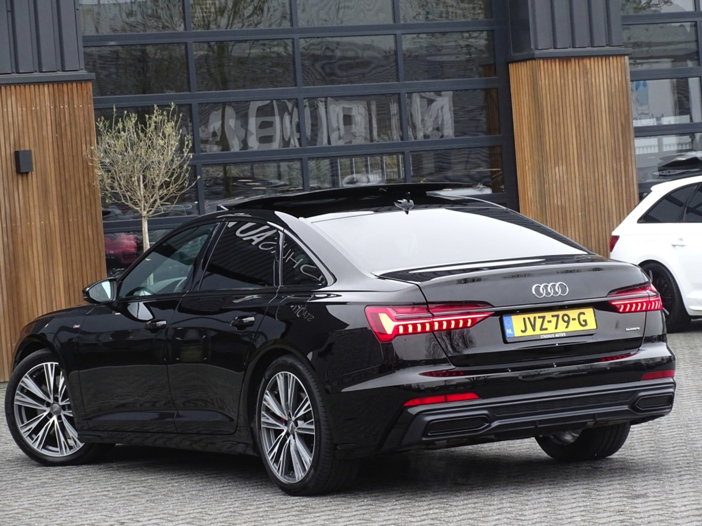 Foto van Audi A6 55 TFSI E