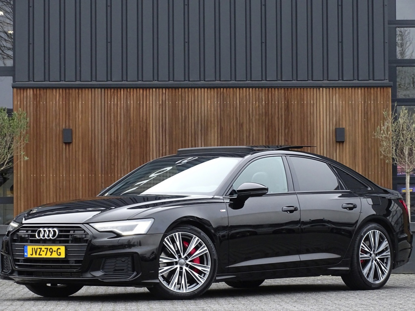 Foto van Audi A6 55 TFSI E