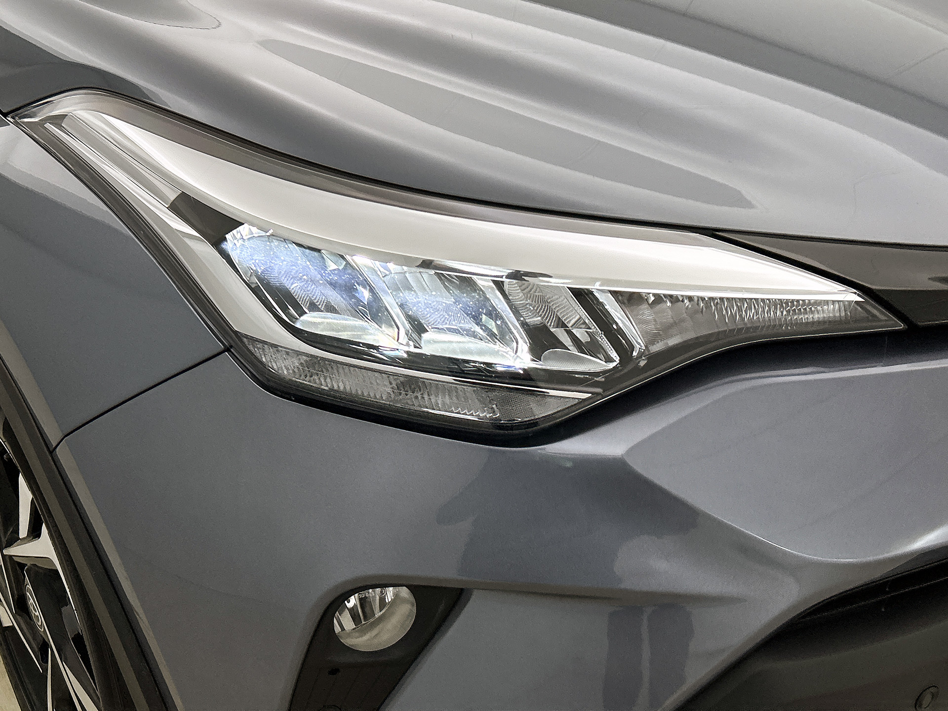 Foto van Toyota Toyota C-hr