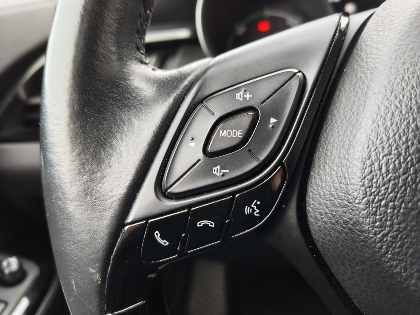 Foto van Toyota Toyota C-hr