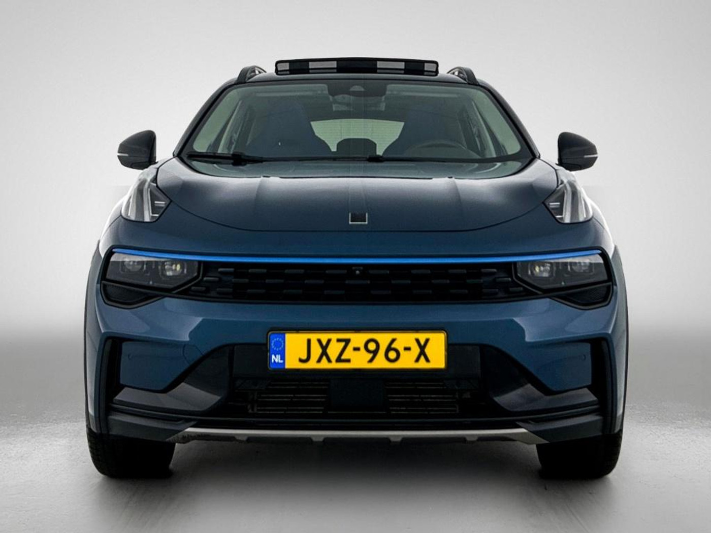 Foto van Lynk&co LYNK & Co 01
