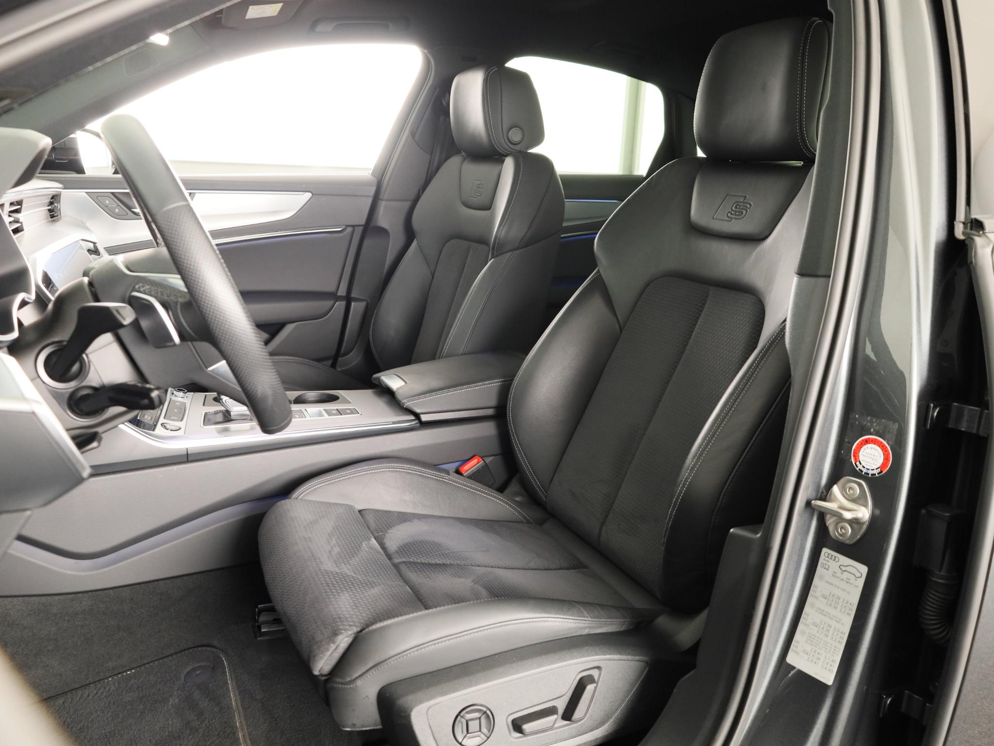 Foto van Audi A6 55 TFSI E