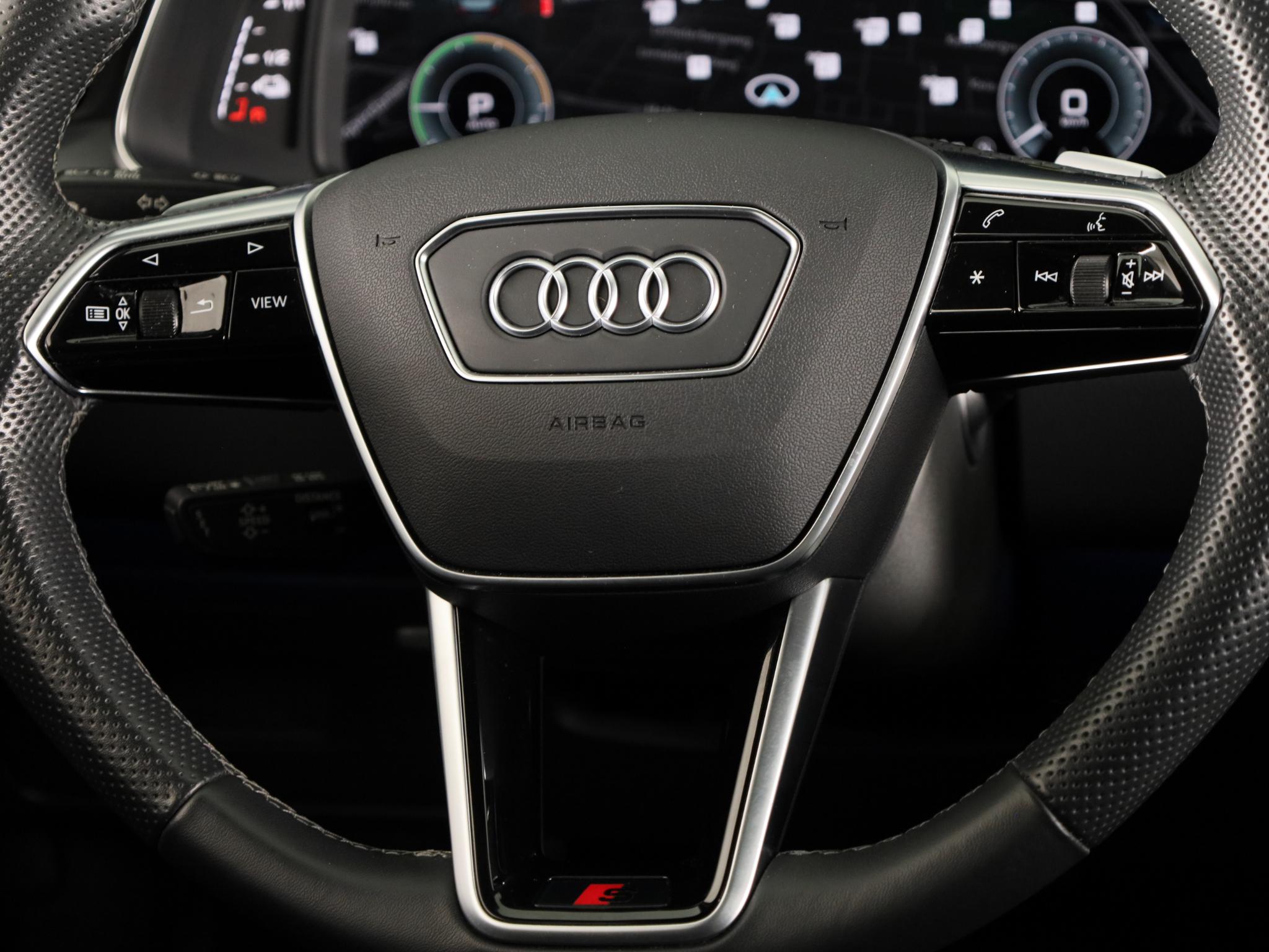 Foto van Audi A6 55 TFSI E