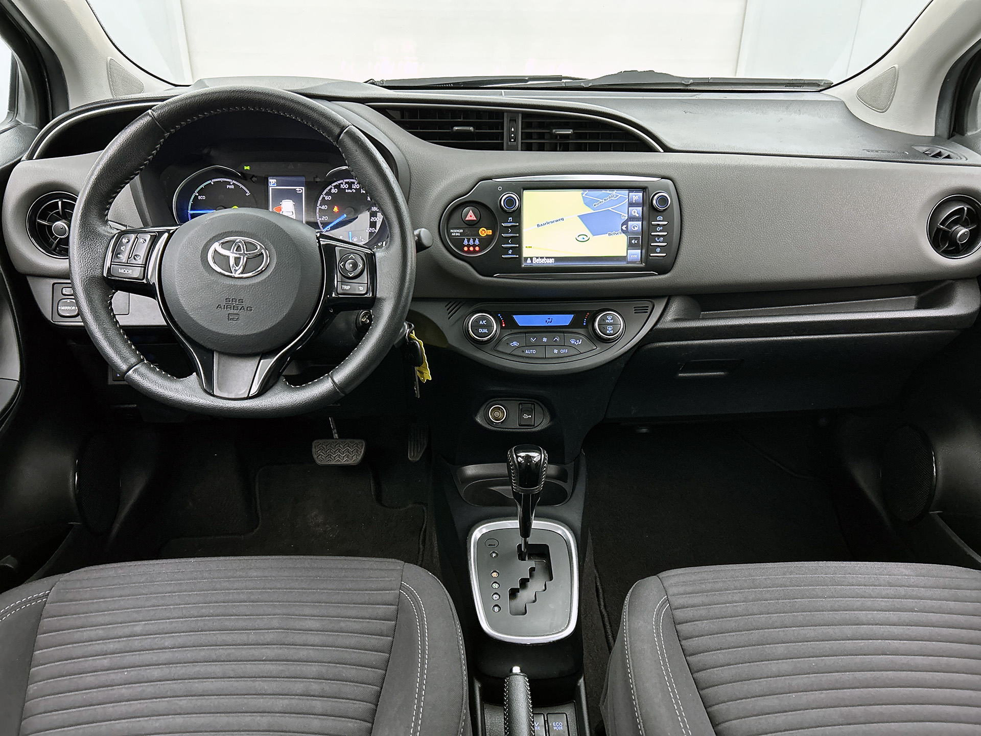 Foto van Toyota Toyota Yaris Hybrid