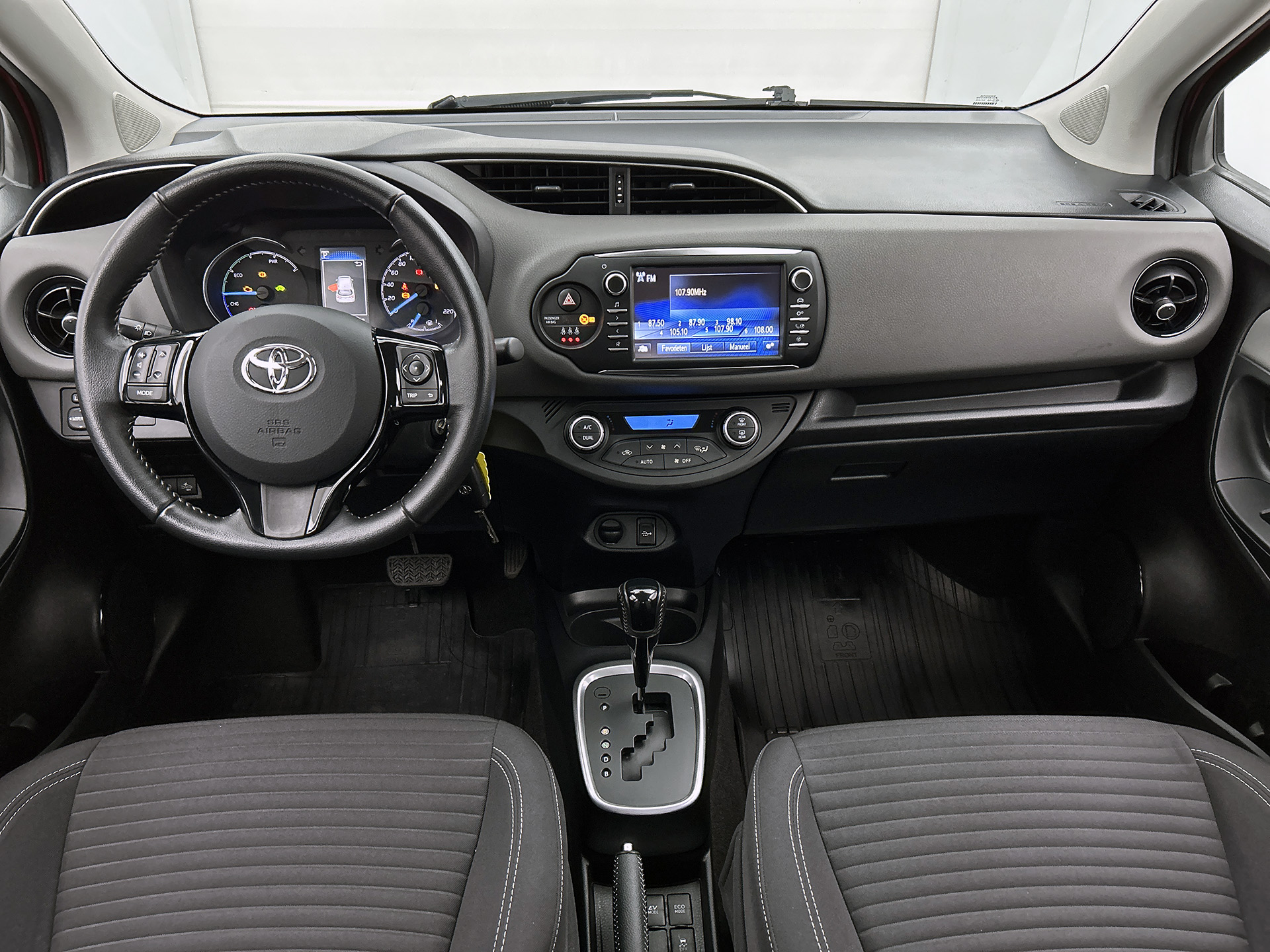 Foto van Toyota Toyota Yaris Hybrid