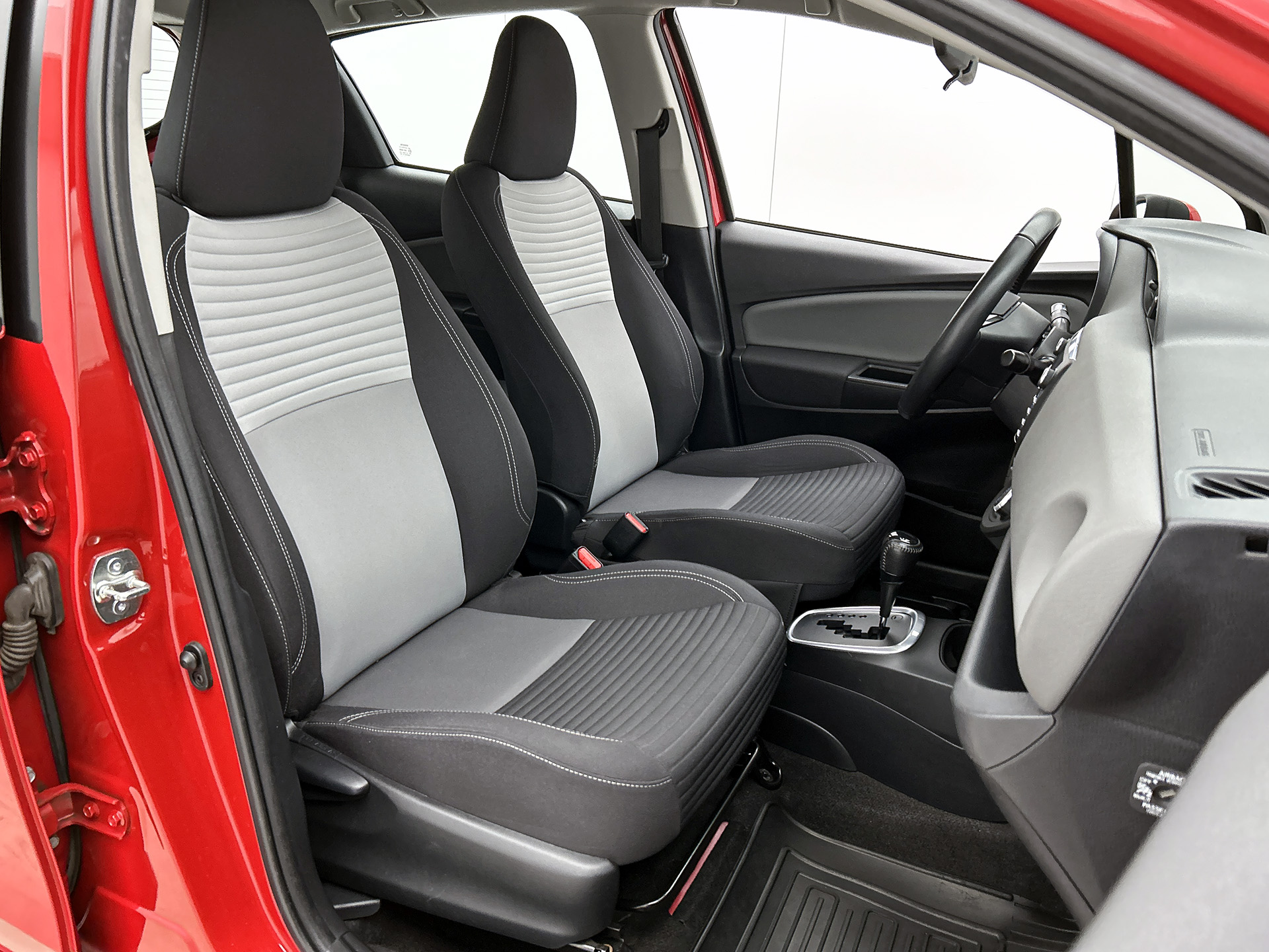 Foto van Toyota Toyota Yaris Hybrid