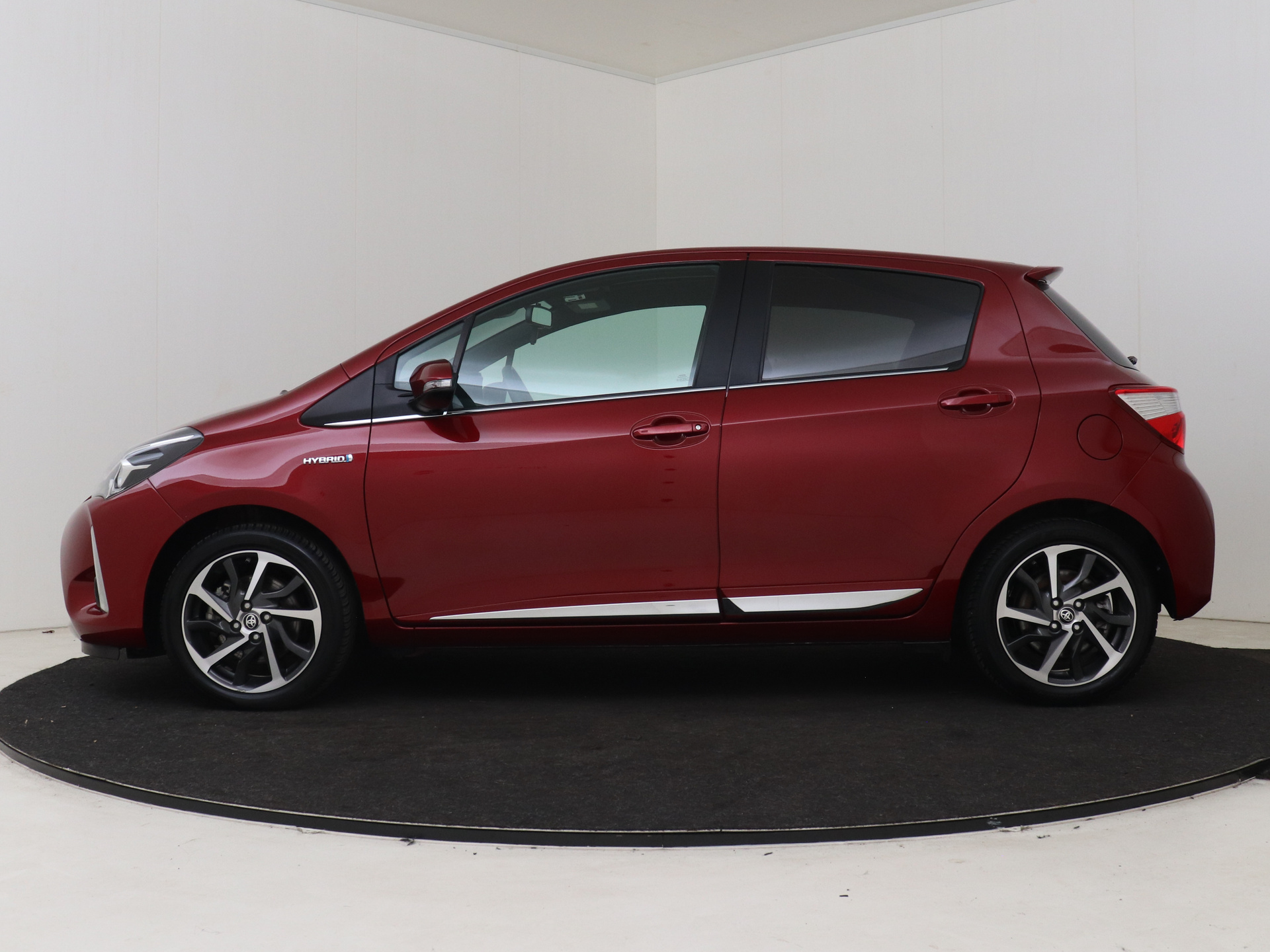 Foto van Toyota Toyota Yaris Hybrid