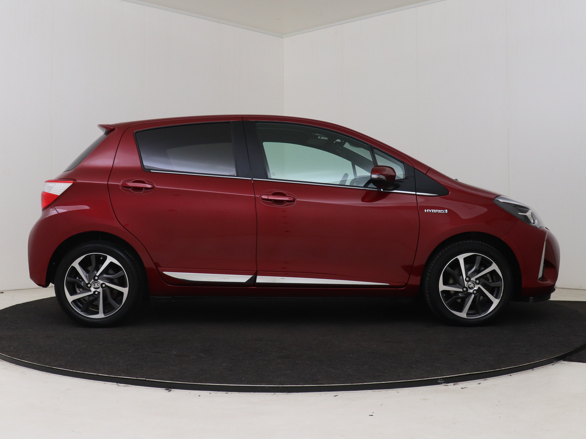 Foto van Toyota Toyota Yaris Hybrid