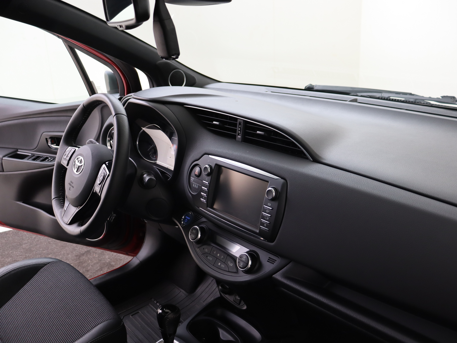 Foto van Toyota Toyota Yaris Hybrid