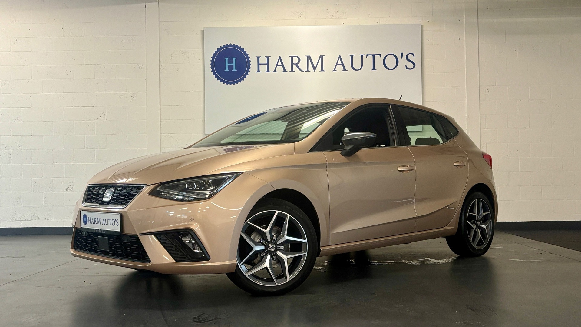 Seat Ibiza 1.0 TSI Excellence / 116PK / LED / cruise / keyless / apple carplay / PDC 2017 - voorkant