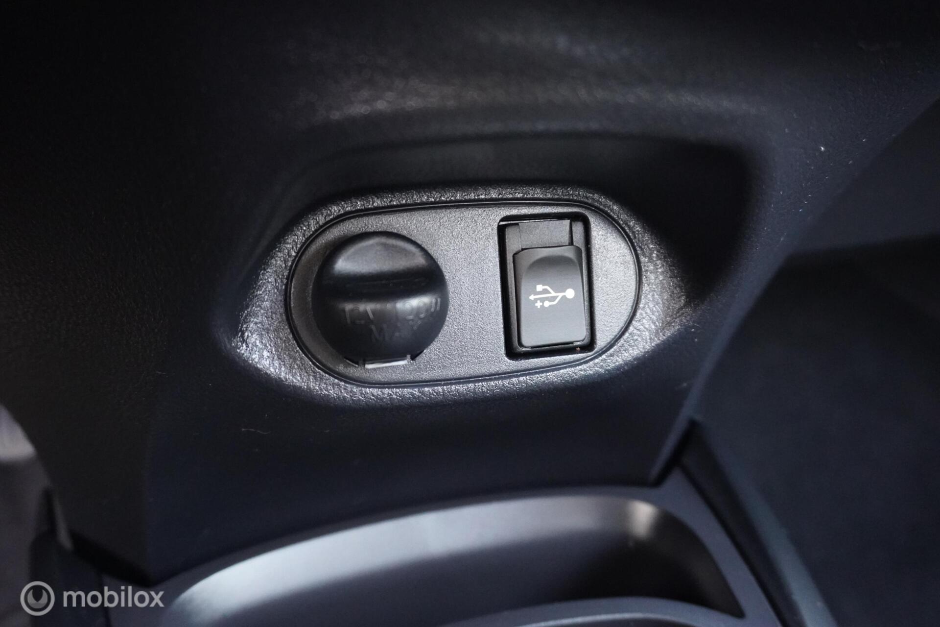 Foto van Toyota Toyota Yaris Hybrid