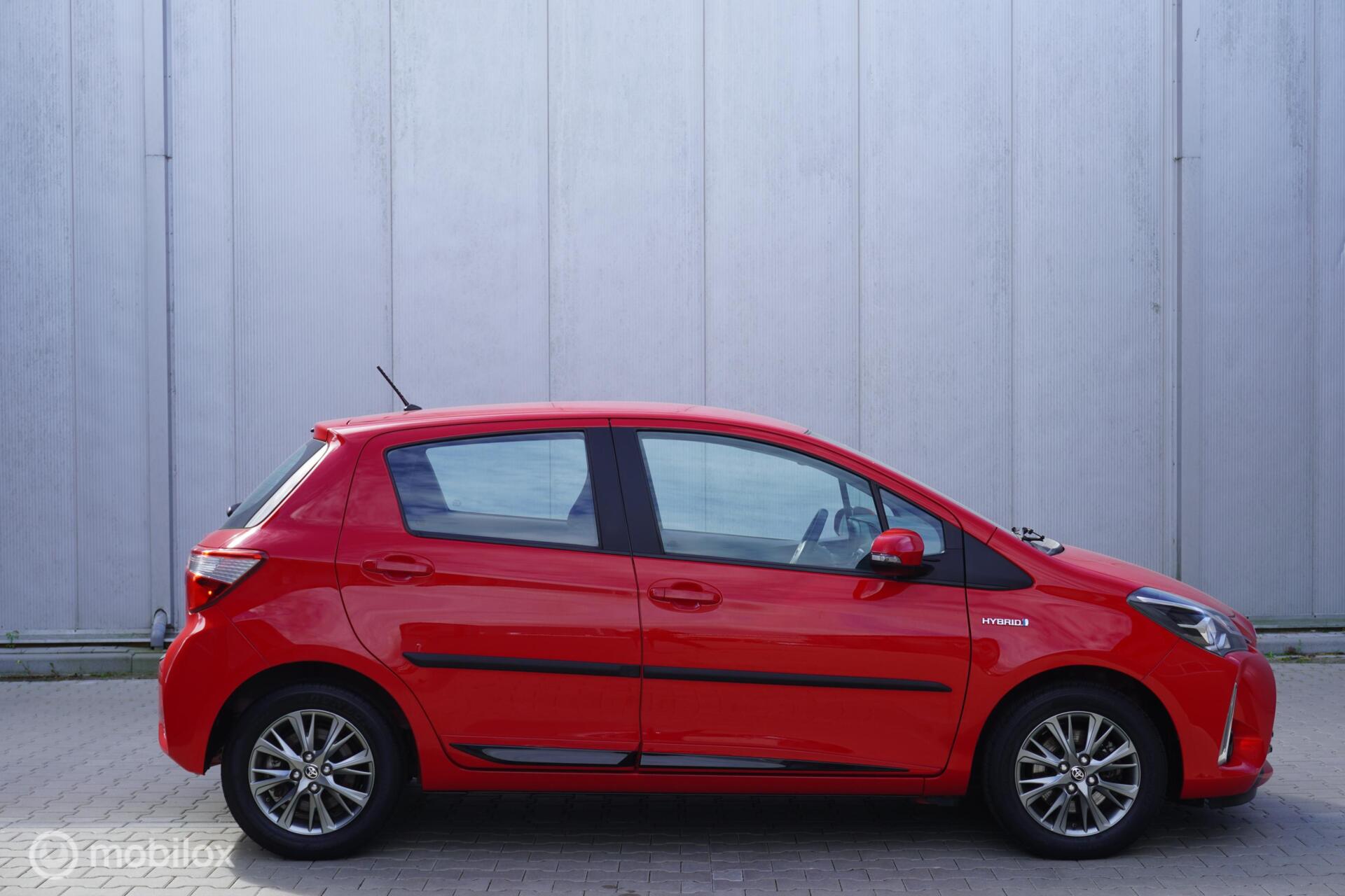 Foto van Toyota Toyota Yaris Hybrid