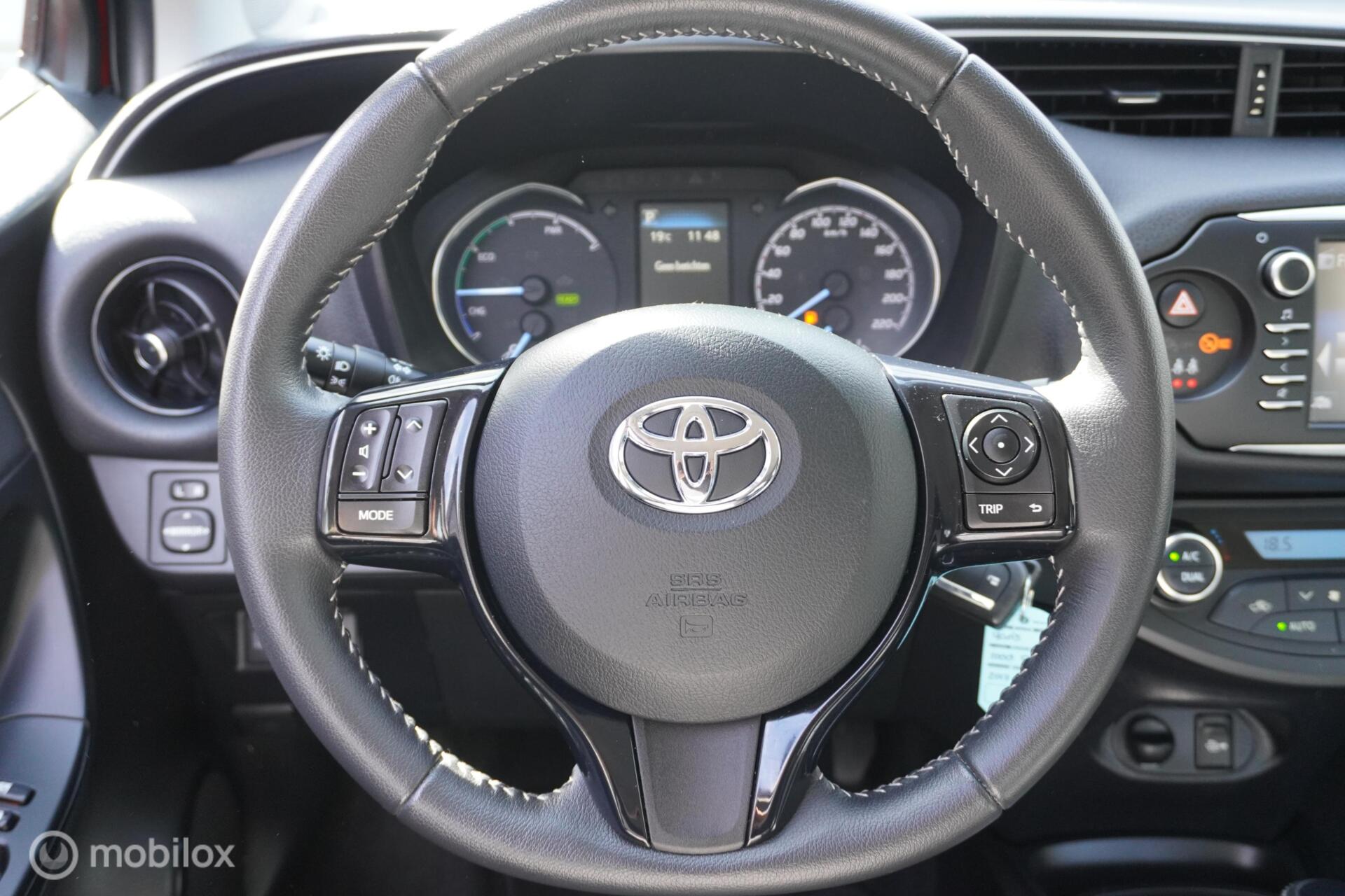Foto van Toyota Toyota Yaris Hybrid