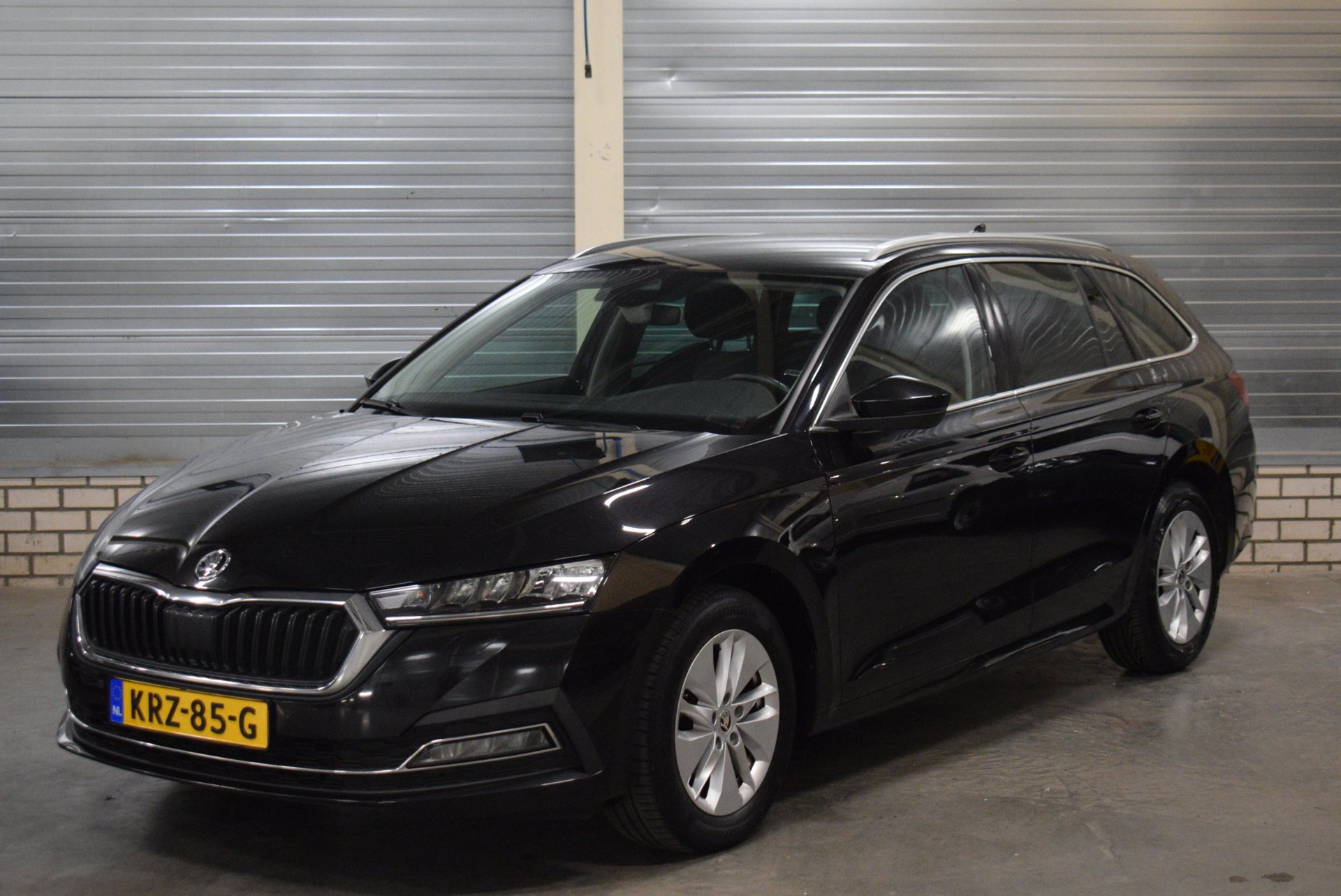 Skoda Octavia 1.0 e-TSI Business Edition Plus +Android Auto/Carplay|Stoelverwarming|Virtual Cockpit|Led Verlichting| 2020 - voorkant