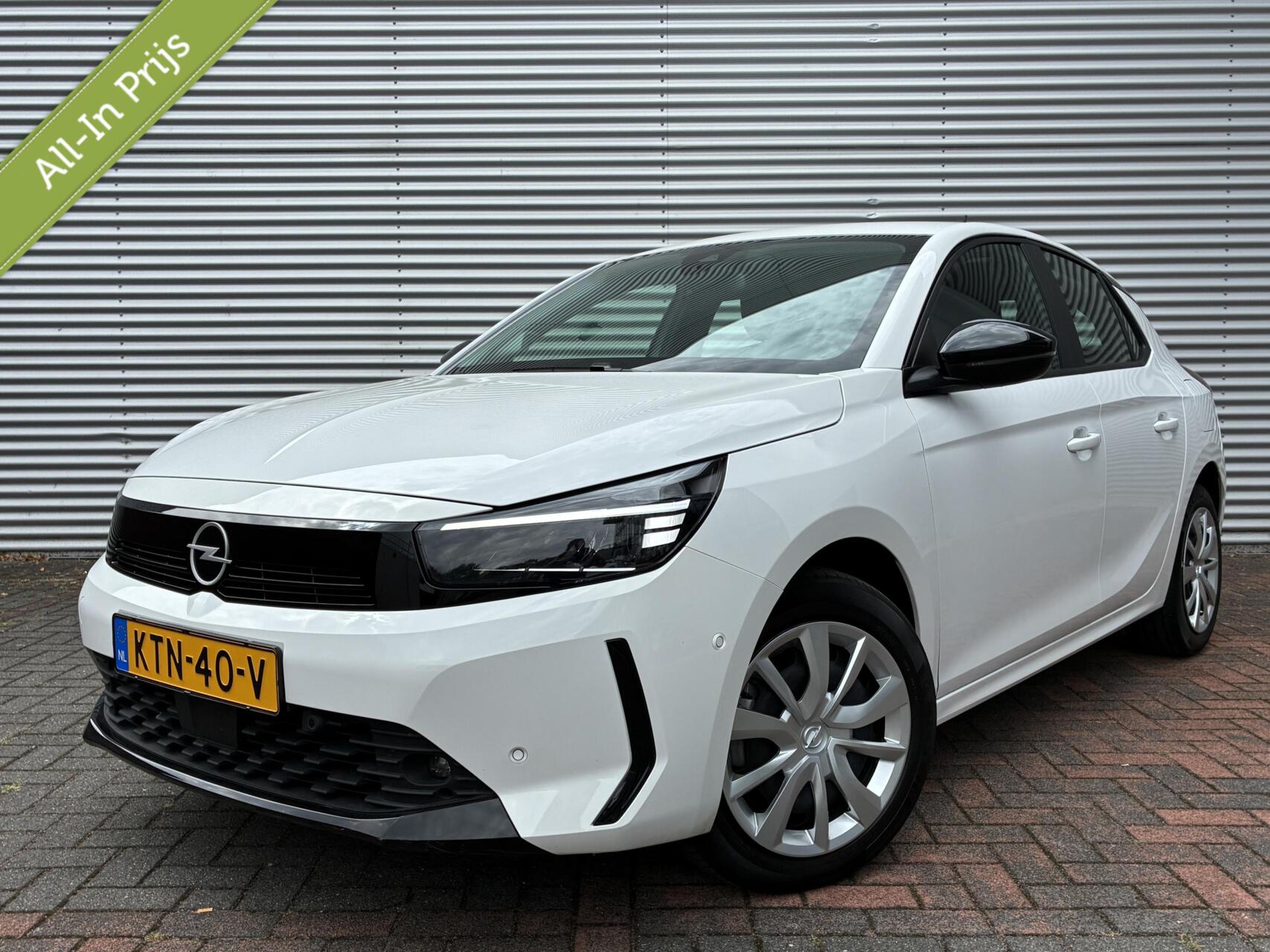 Opel Corsa 1.2 TURBO CARPLAY LED CRUISE 360 CAMERA PDC 2025 NIEUW MODEL EERSTE EIGENAAR 9339 KM GEREDEN PERFECTE STAAT VOL OPTIES INCL 2 JAAR GARANTIE AF FABRIEK 2025 - voorkant