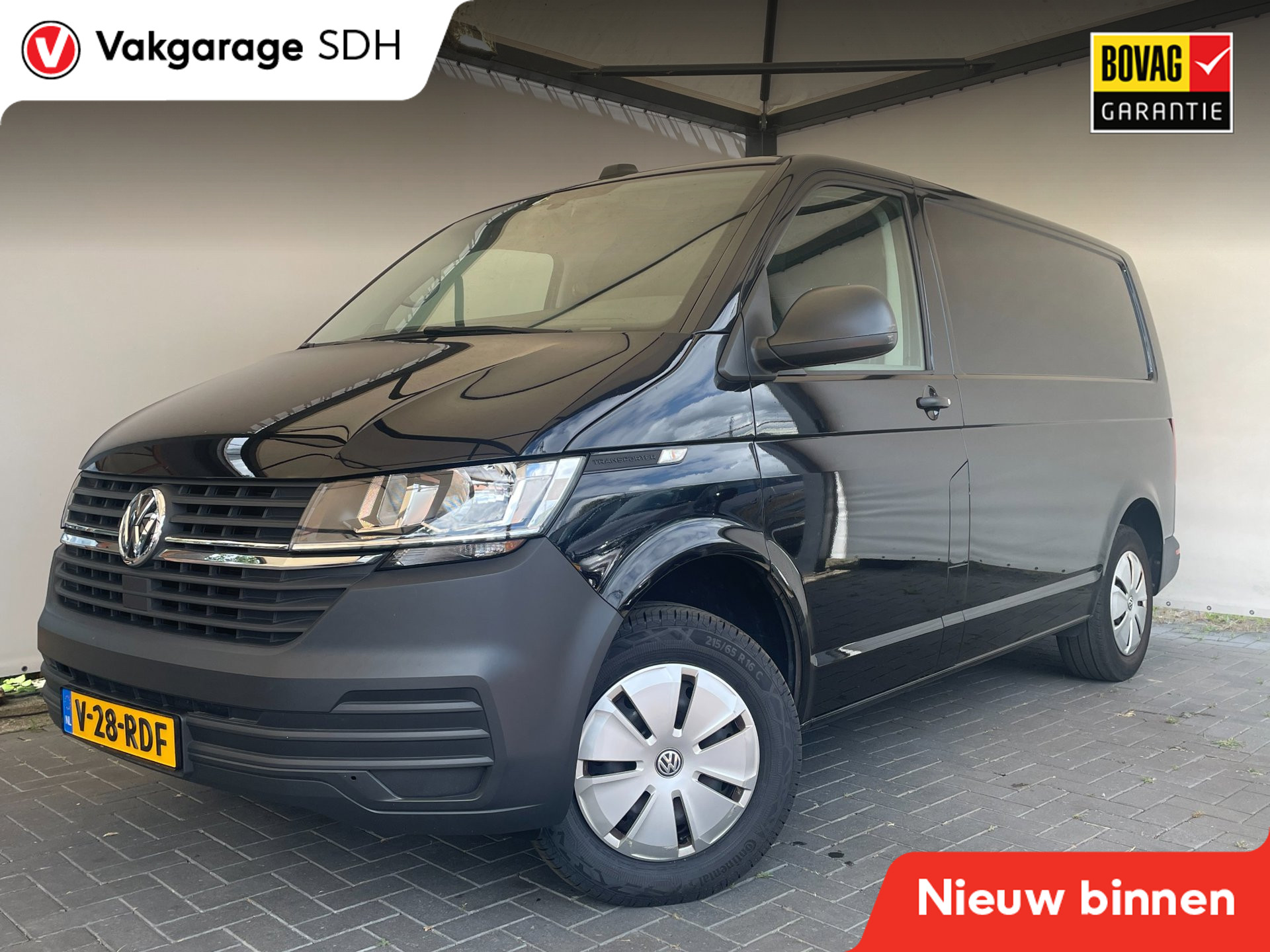 Volkswagen Transporter 6.1 L1H1|3-zits|Carplay|Camera|Trekhaak|2200kg trekgewicht 2022 - voorkant
