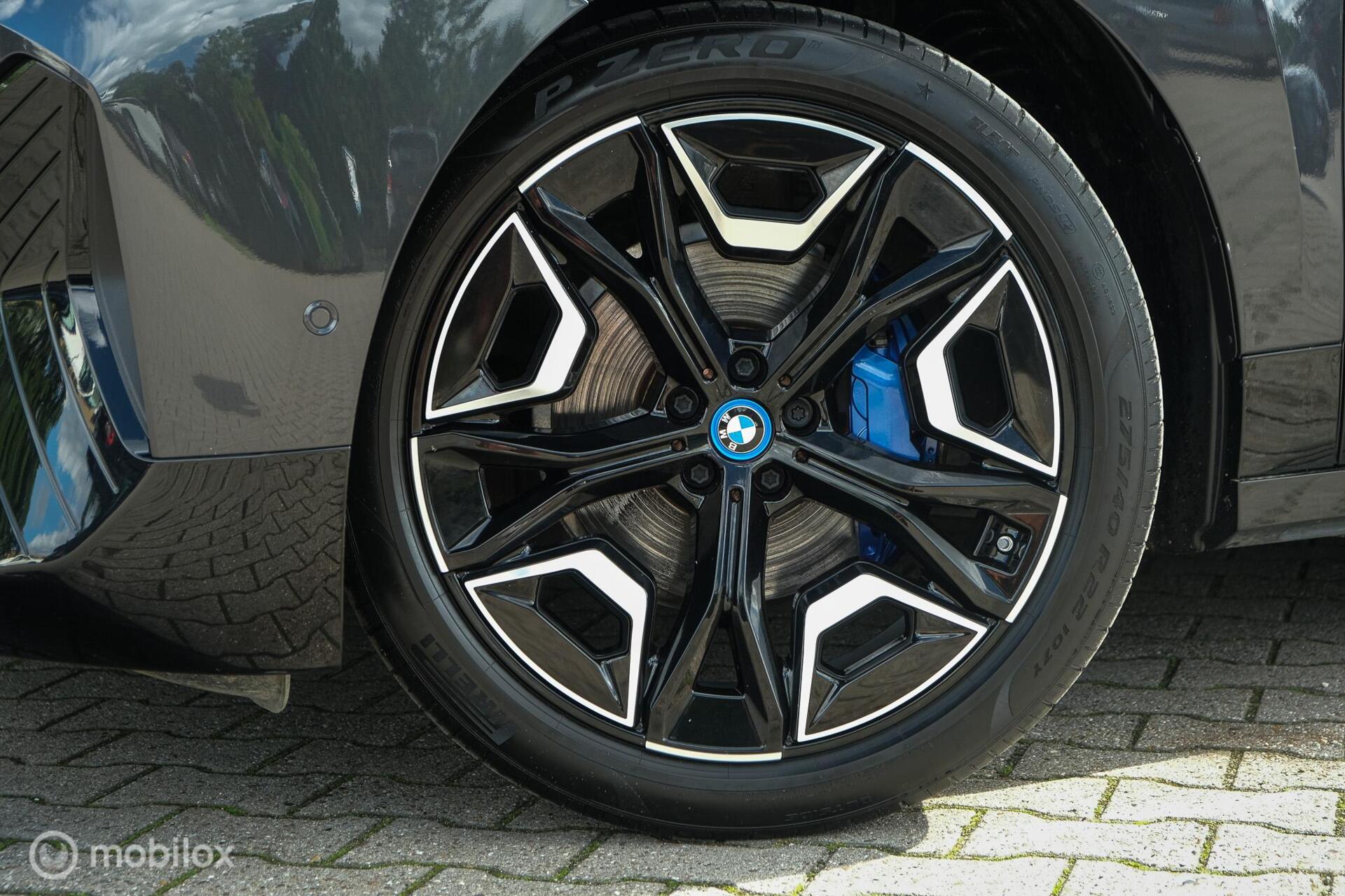 Foto van BMW Ix