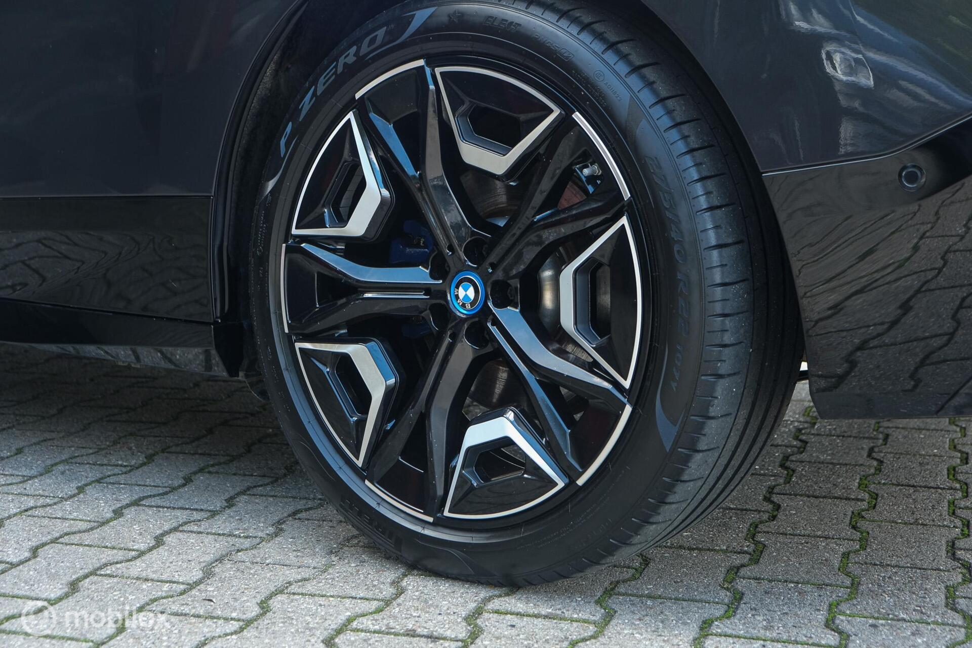 Foto van BMW Ix