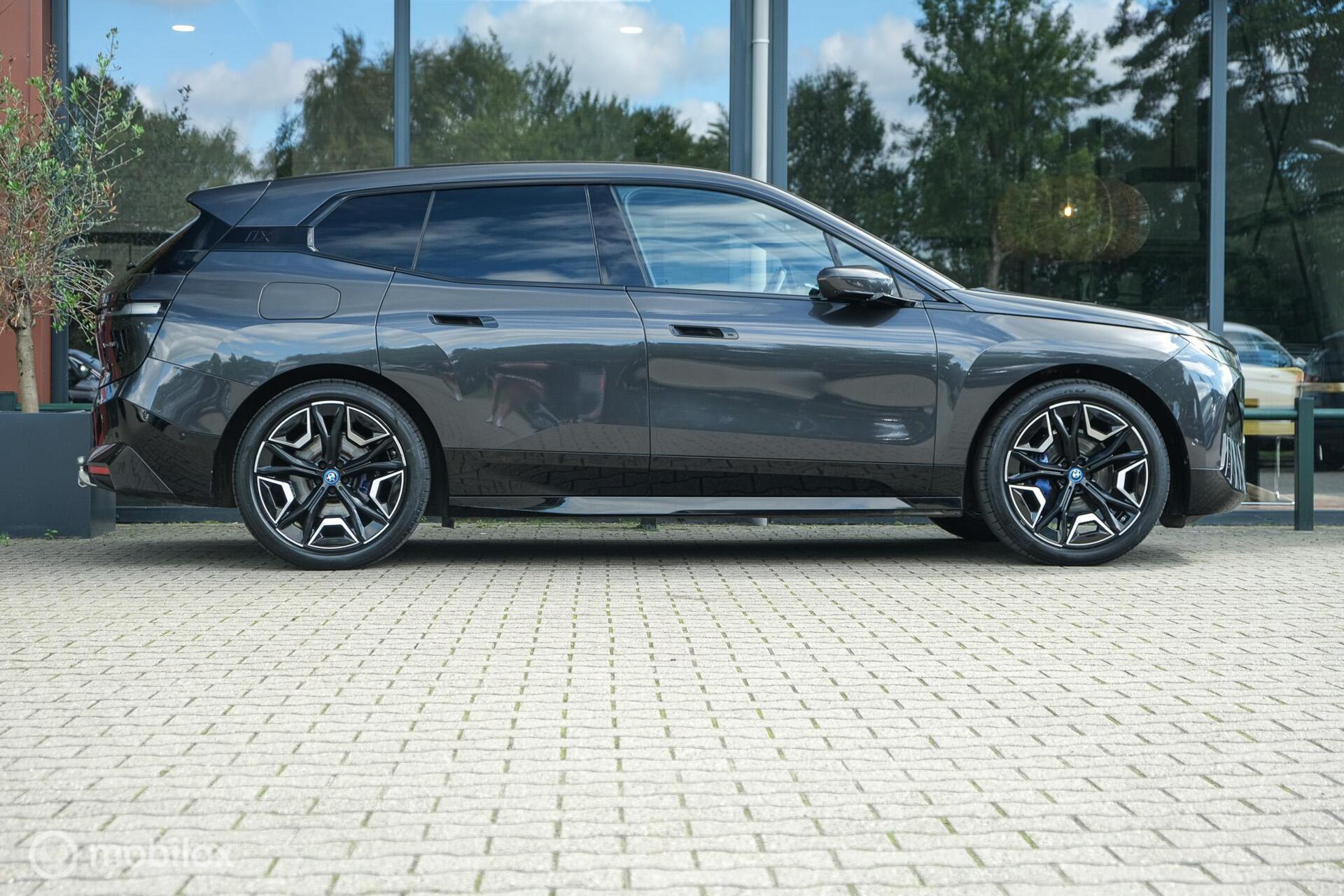 Foto van BMW Ix