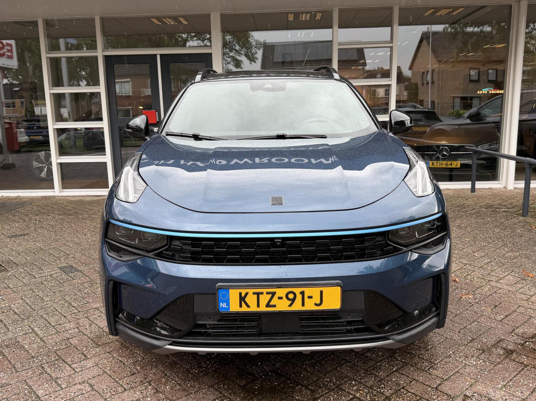 Foto van Lynk&co LYNK & Co 01
