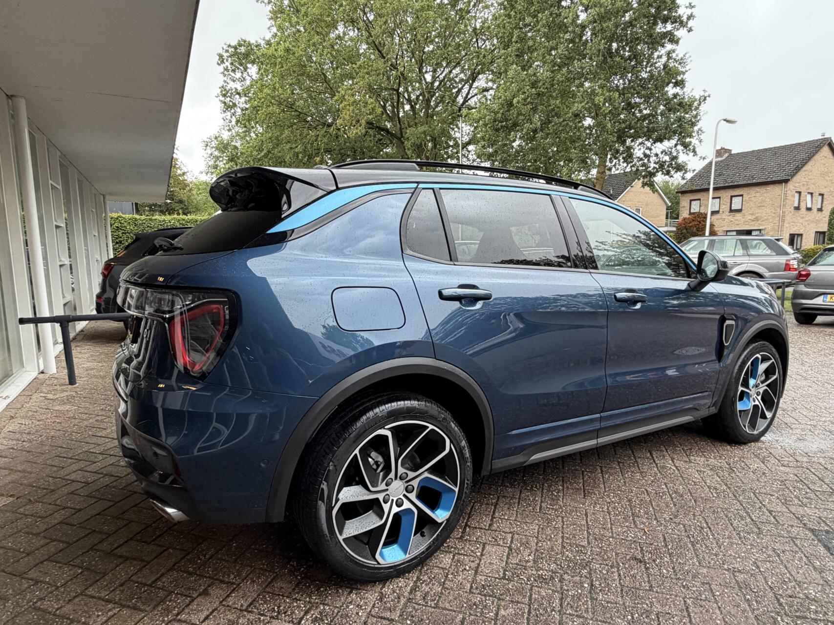 Foto van Lynk&co LYNK & Co 01