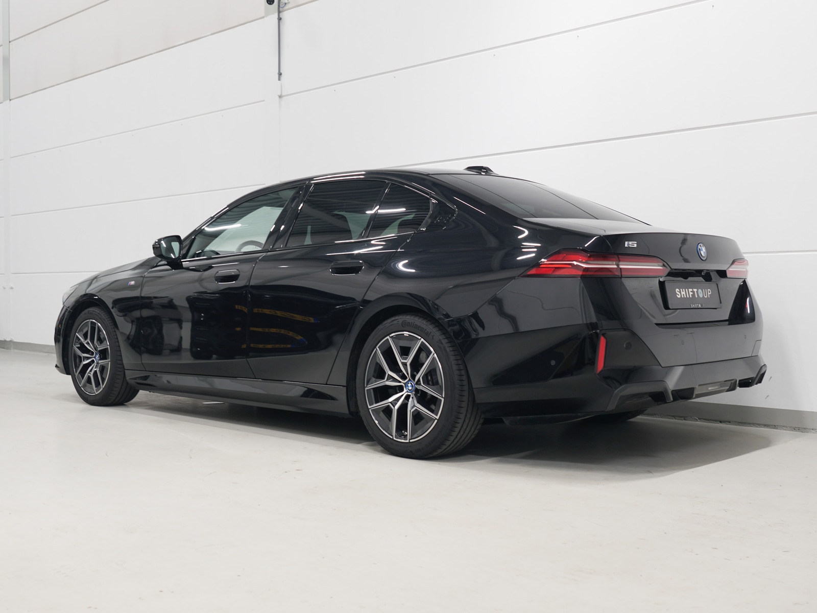 Foto van BMW I5 Edrive40