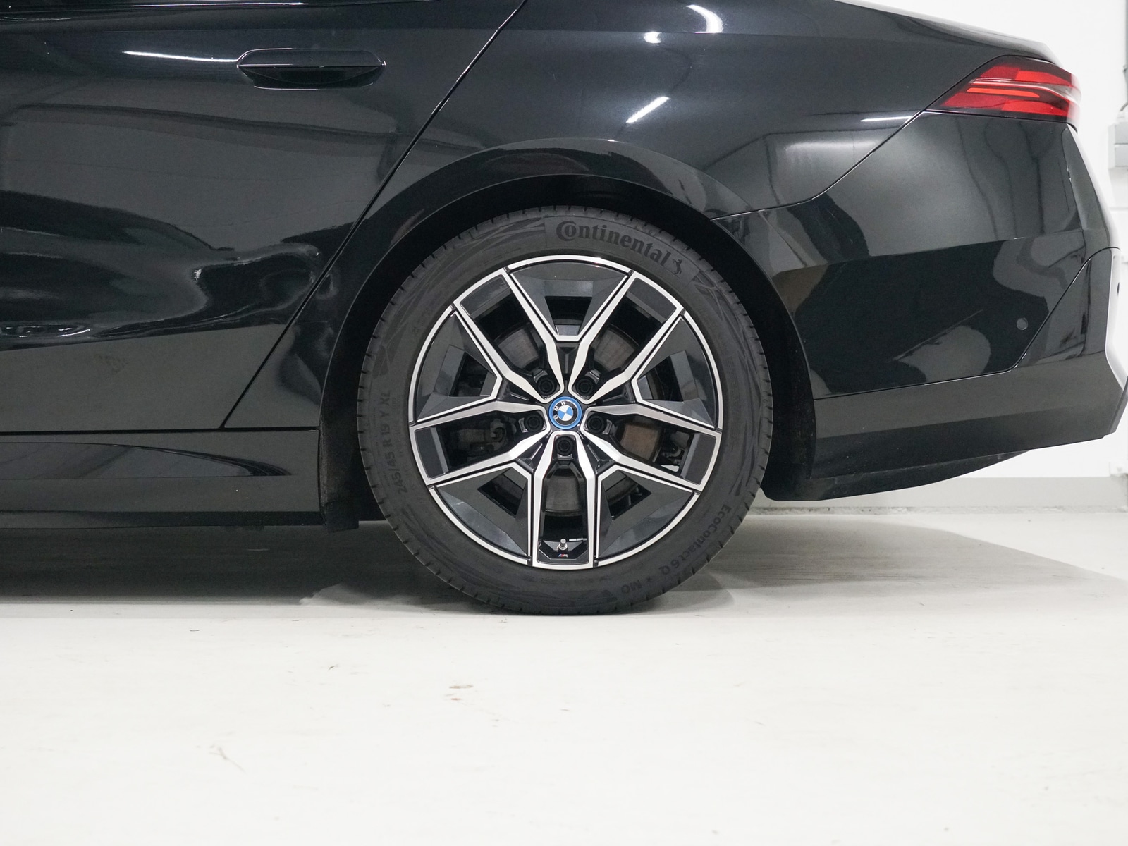Foto van BMW I5 Edrive40