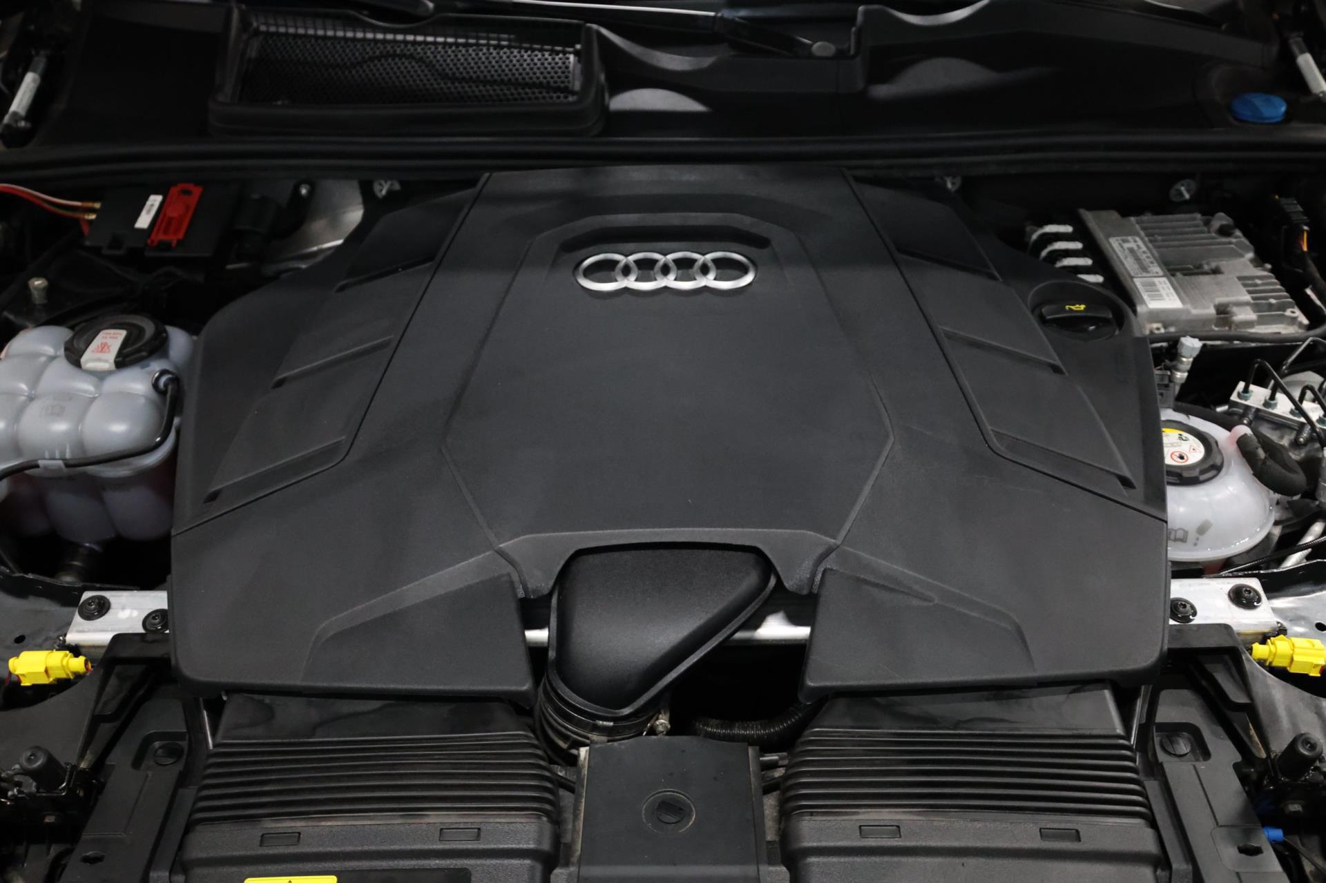 Foto van Audi Q7 55 TFSI E
