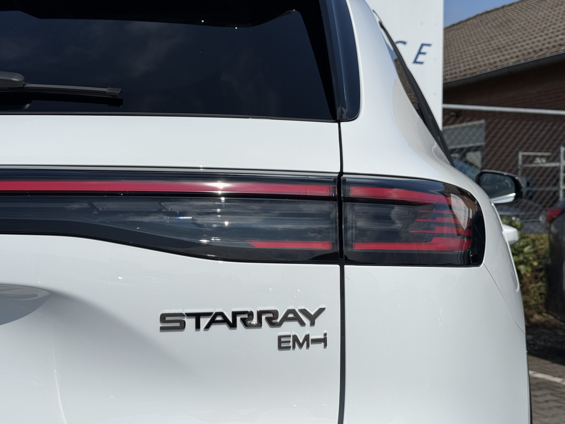 Foto van Geely Starray Em-i