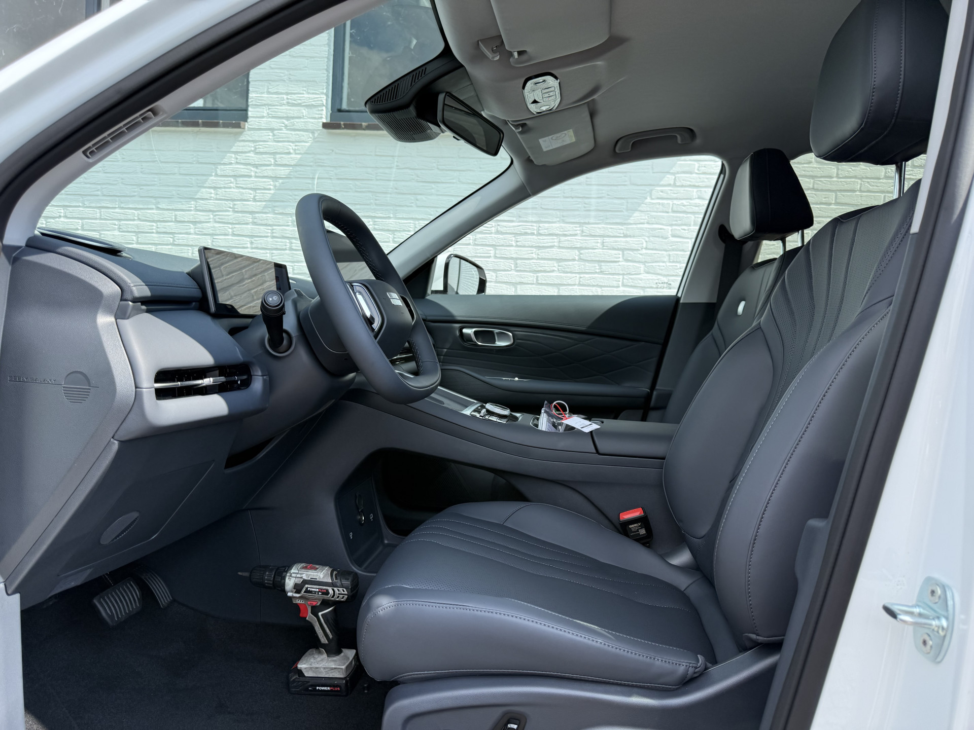 Foto van Geely Starray Em-i