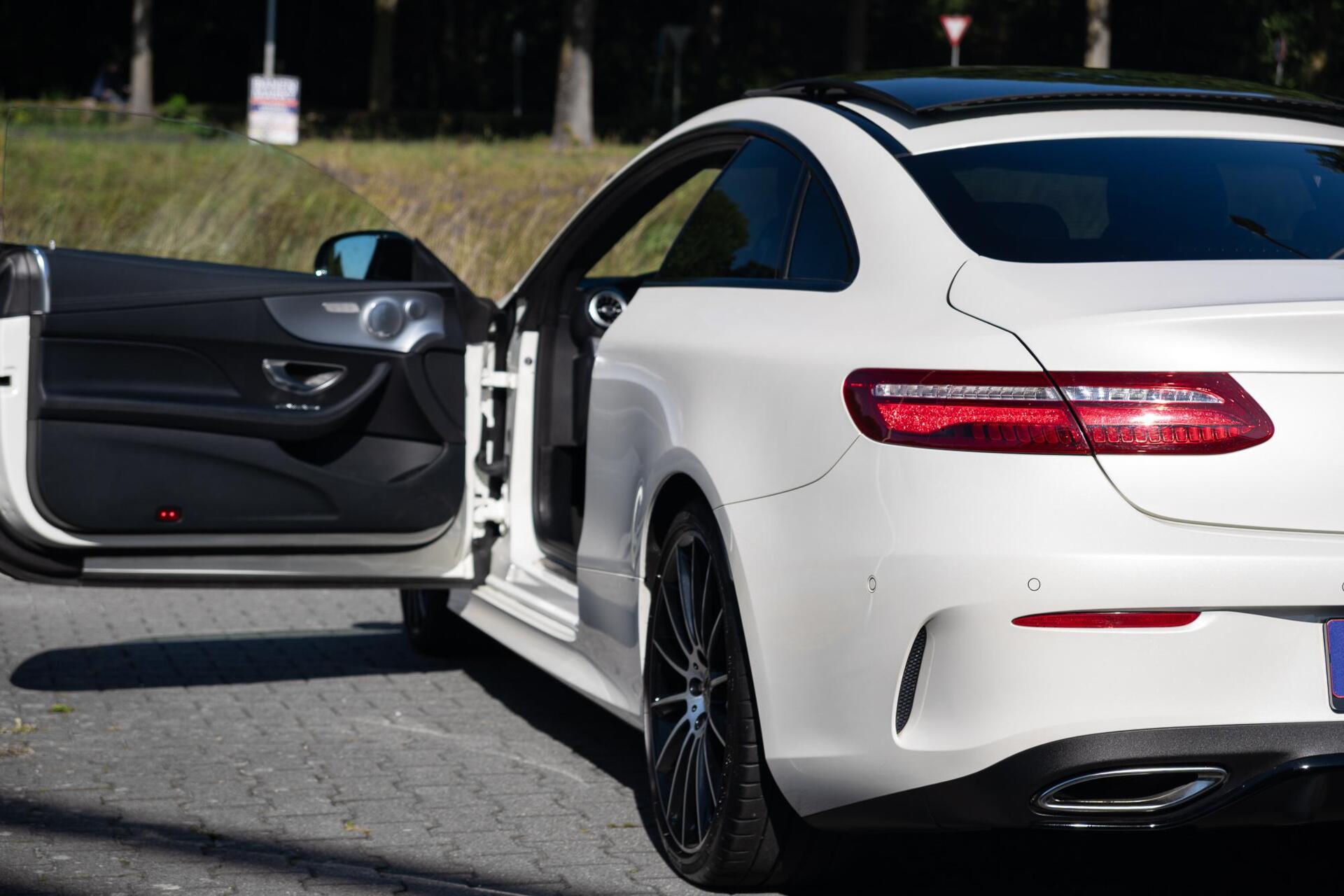 Foto van Mercedes E-klasse Coupé