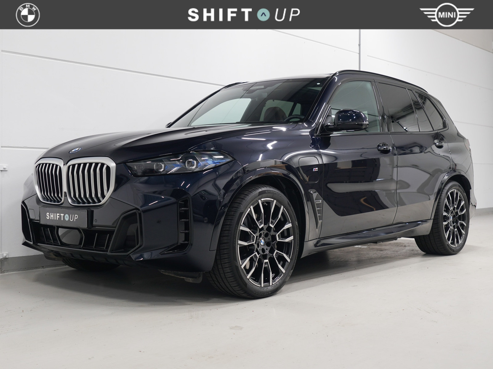 BMW X5 xDrive50e M-Sport | Panoramadak | CoPilot | Elektr. Trekhaak 2023 - voorkant