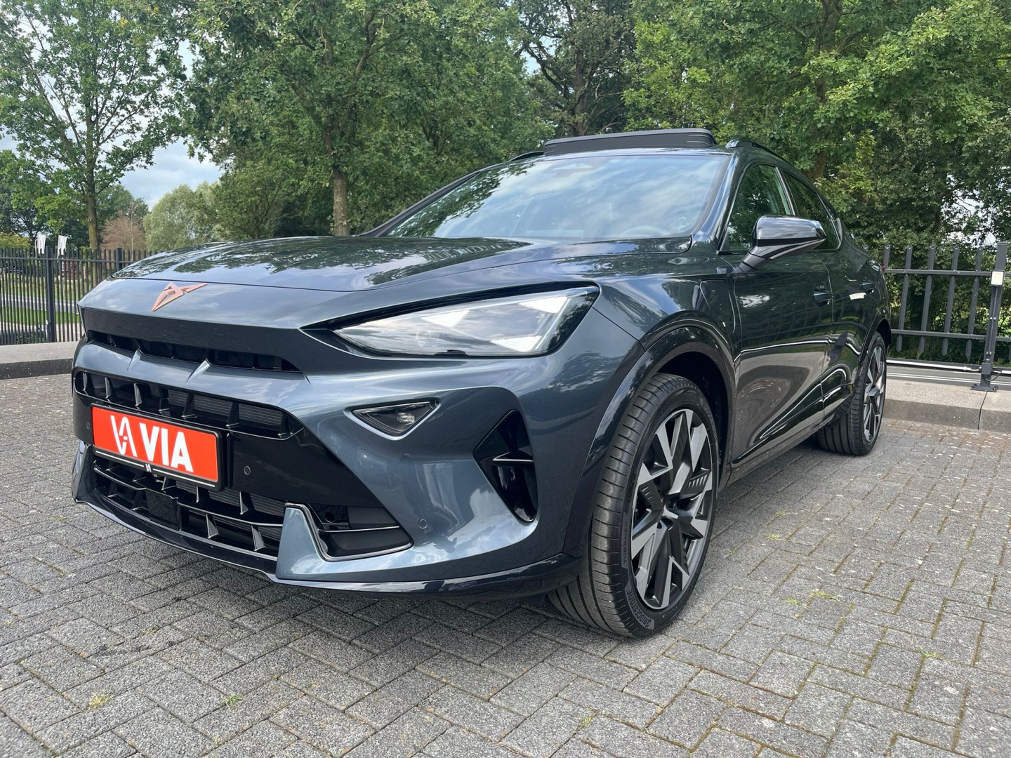 Cupra Formentor 1.5 TSI e-Hybrid 150 kW Pure Performance | Full option | Trekhaak | Pano | Stoel- stuurverw. | Camera | PDC 2026 - voorkant